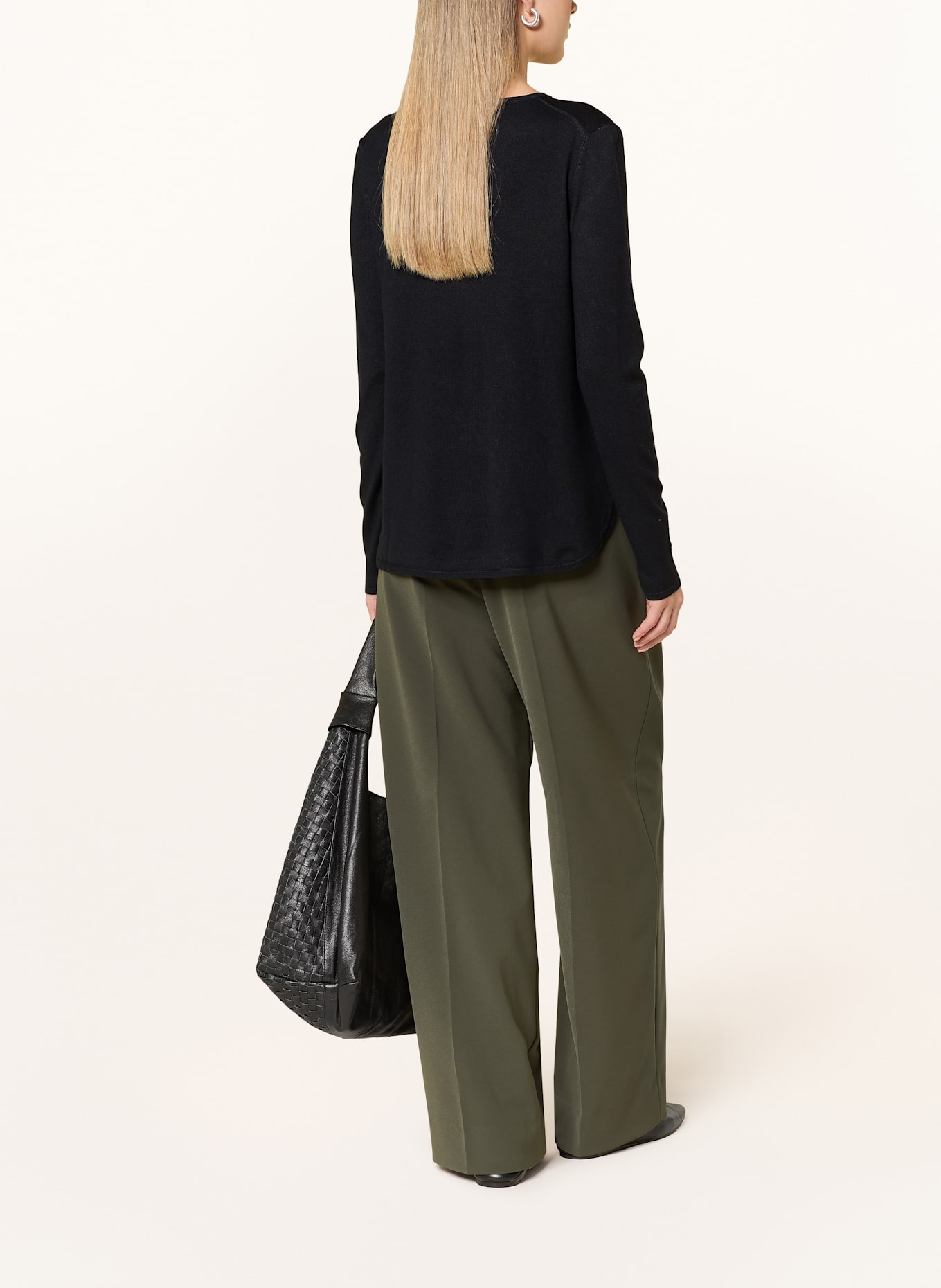 darling harbour Pullover: BLACK