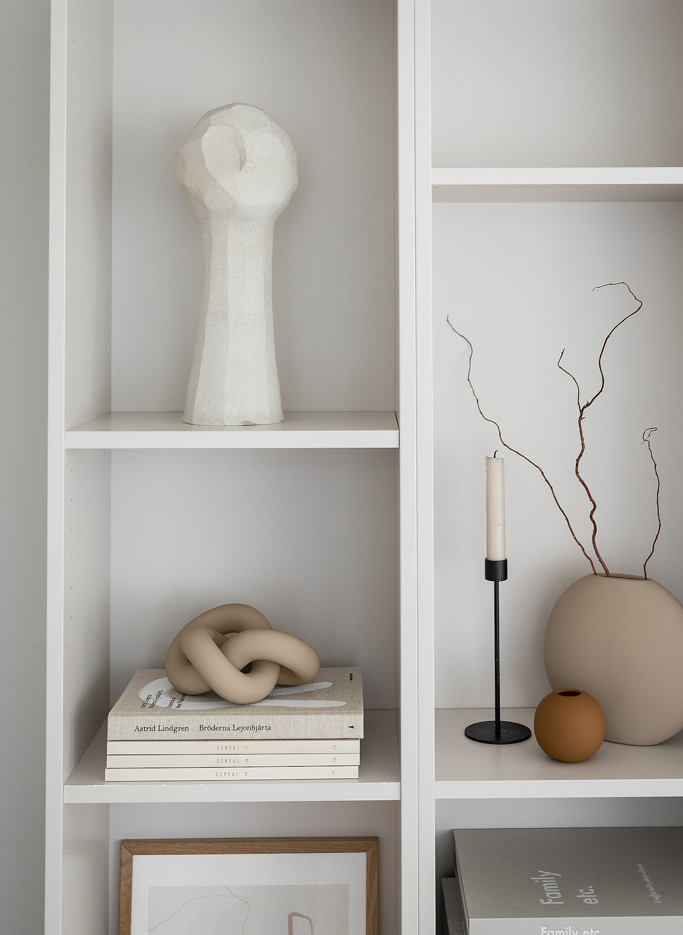 COOEE Design Decorative figurine KNOT TABLE SMALL, Color: OLIVE (Image 2)