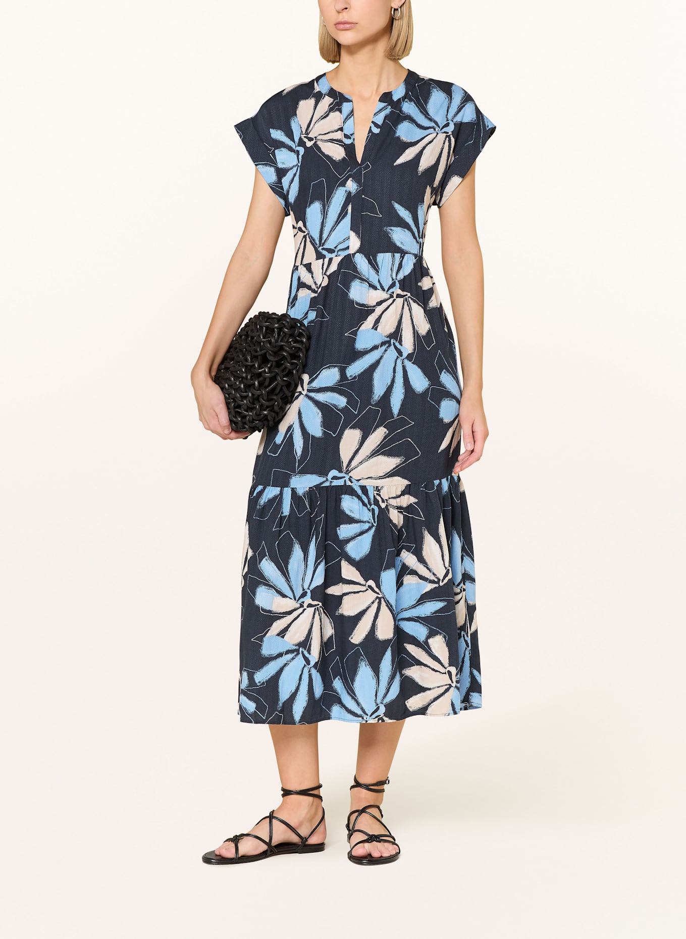 BETTY&CO Kleid mit Rüschen: DUNKELBLAU/ CREME/ BLAU