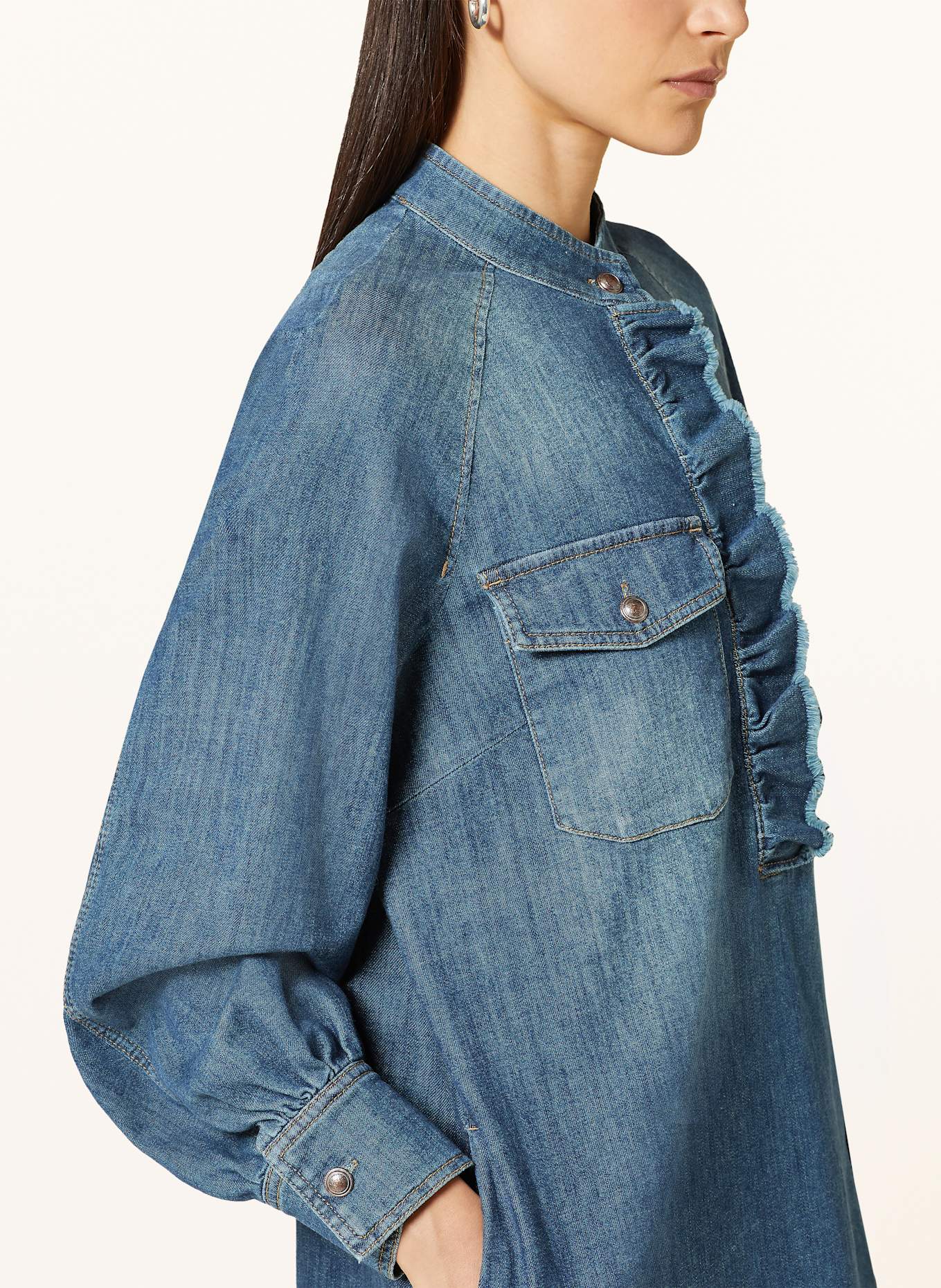 LUISA CERANO Jeanskleid mit Rüschen: BLAU