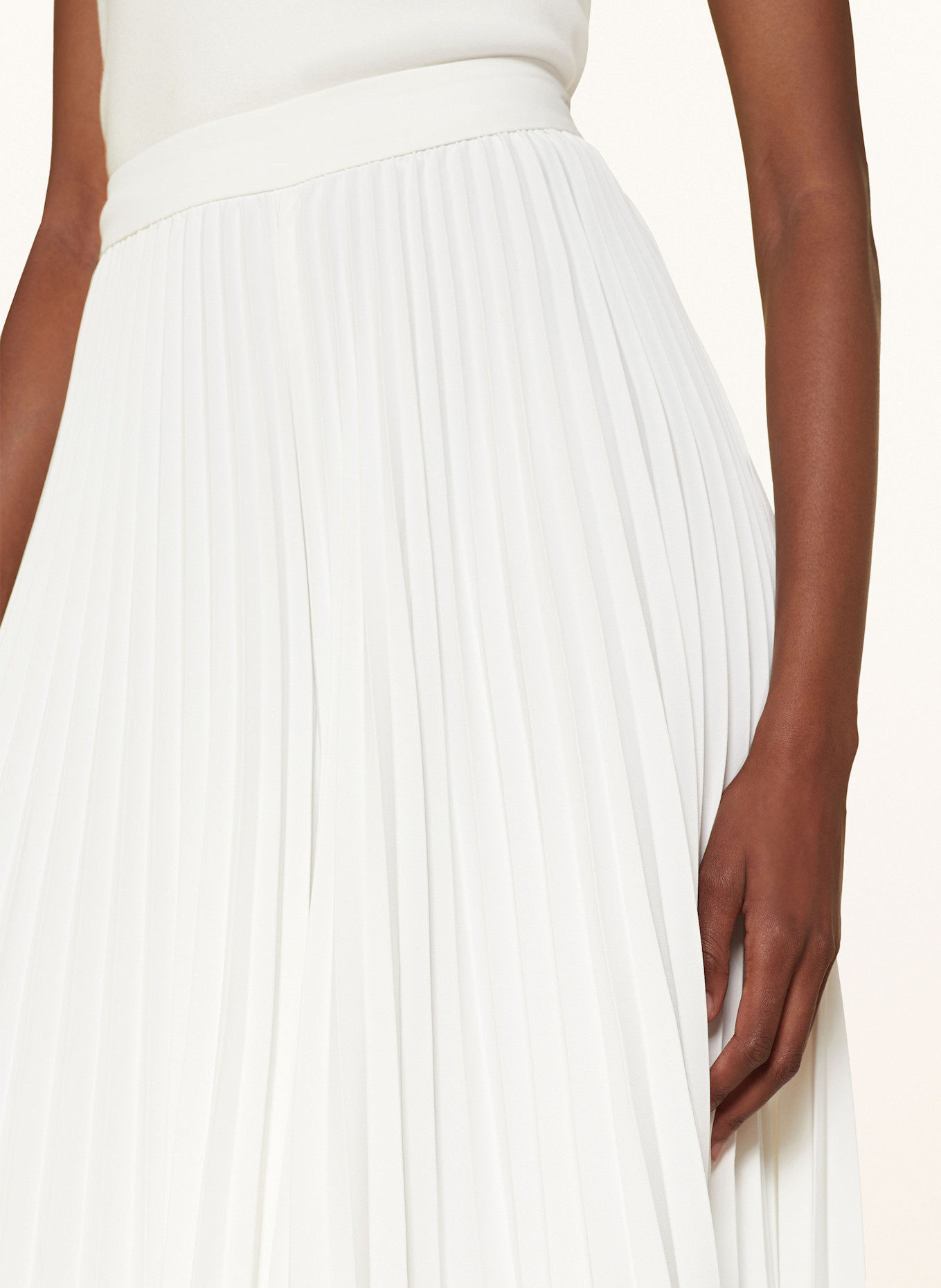 TED BAKER Pleated trousers HARYX: WHITE
