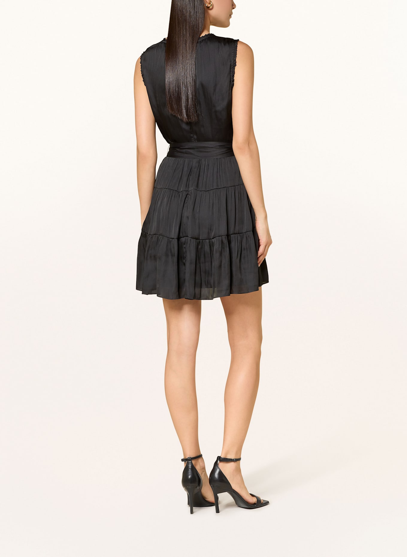 TED BAKER Satinkleid OTIANA mit Rüschen: SCHWARZ