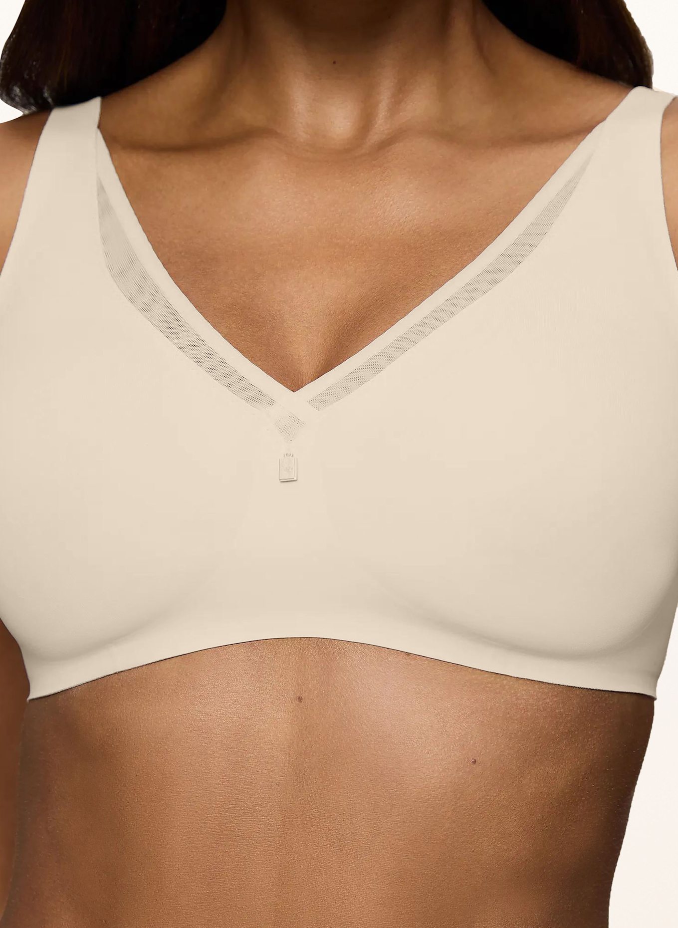 Triumph Soutien-gorge minimiseur TRUE SHAPE SENSATION: NUDE