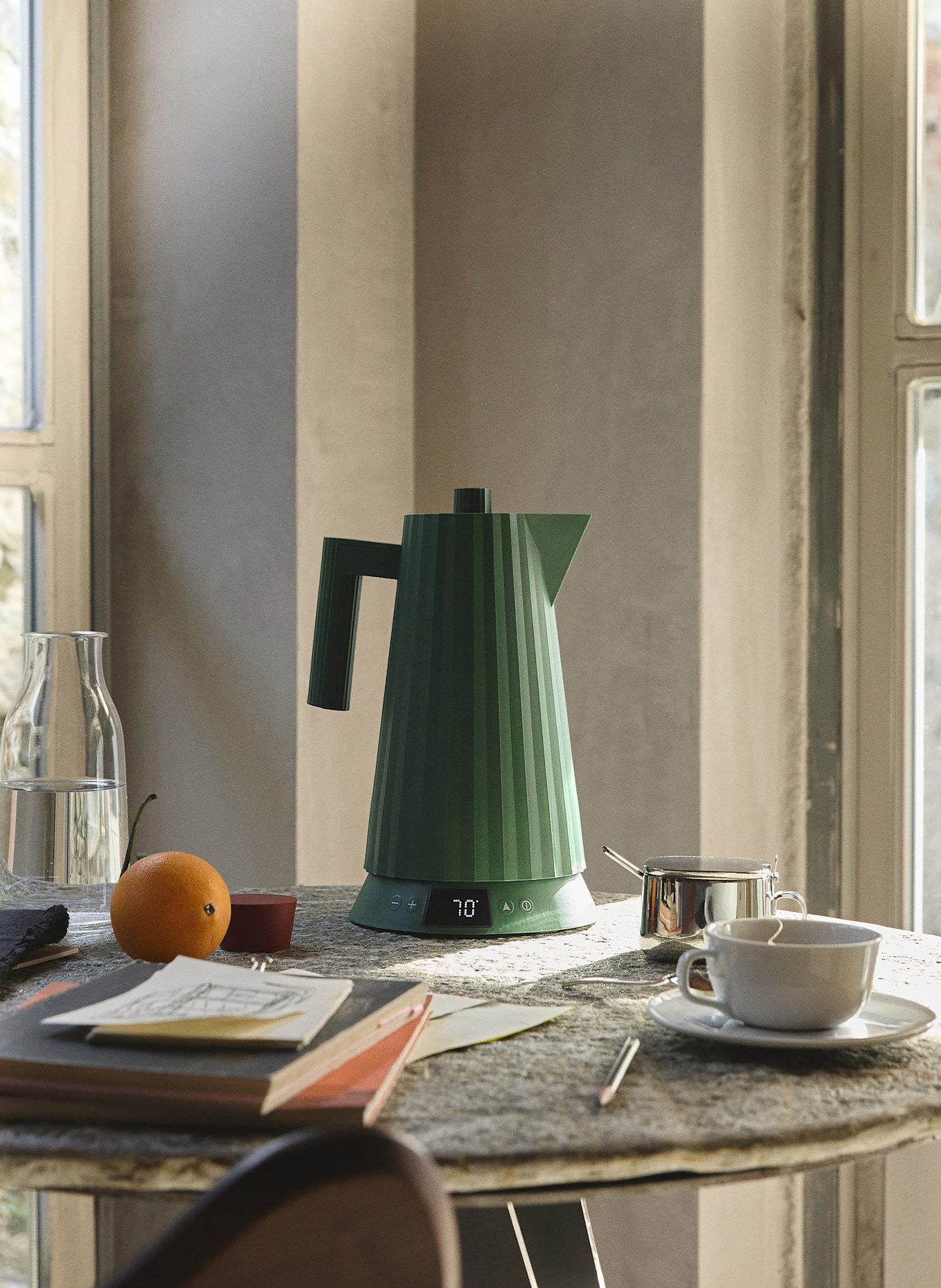 ALESSI Wasserkocher PLISSÉ: GRÜN