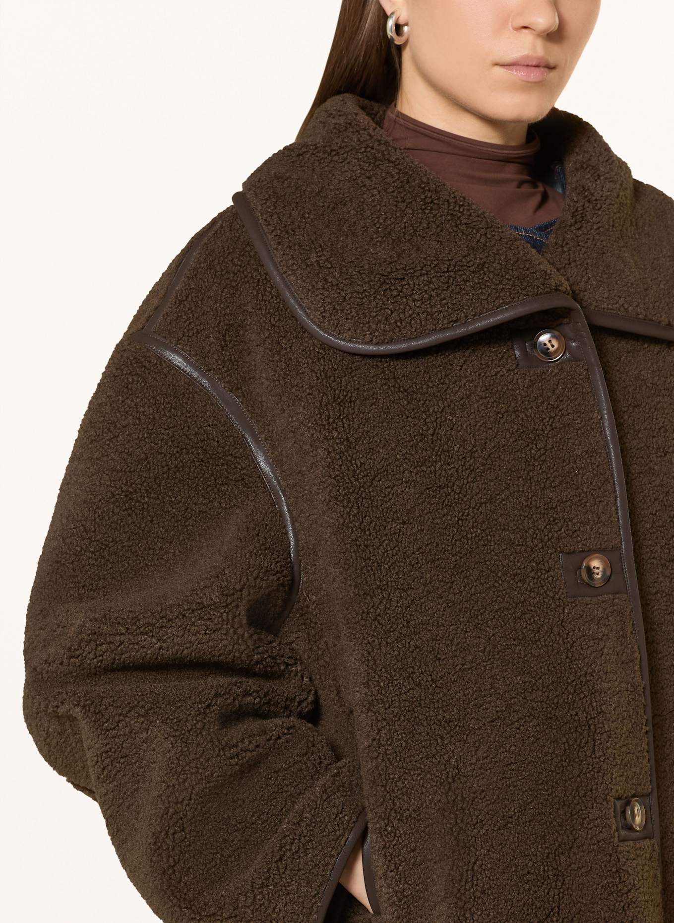 NEO NOIR Teddyfell-Mantel CARMEN: DUNKELBRAUN