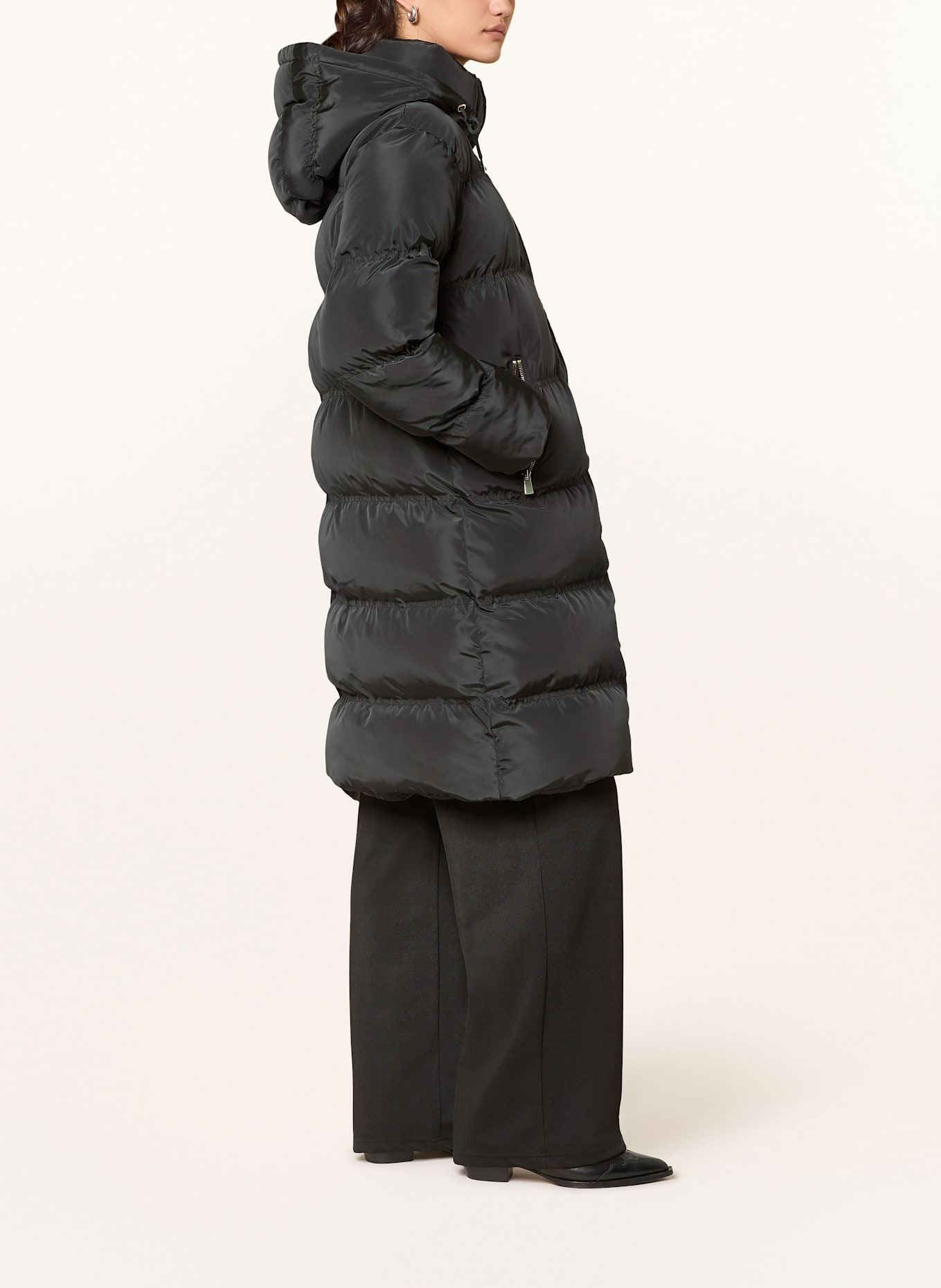 NEO NOIR Steppmantel LUCETTE mit abnehmbarer Kapuze: SCHWARZ