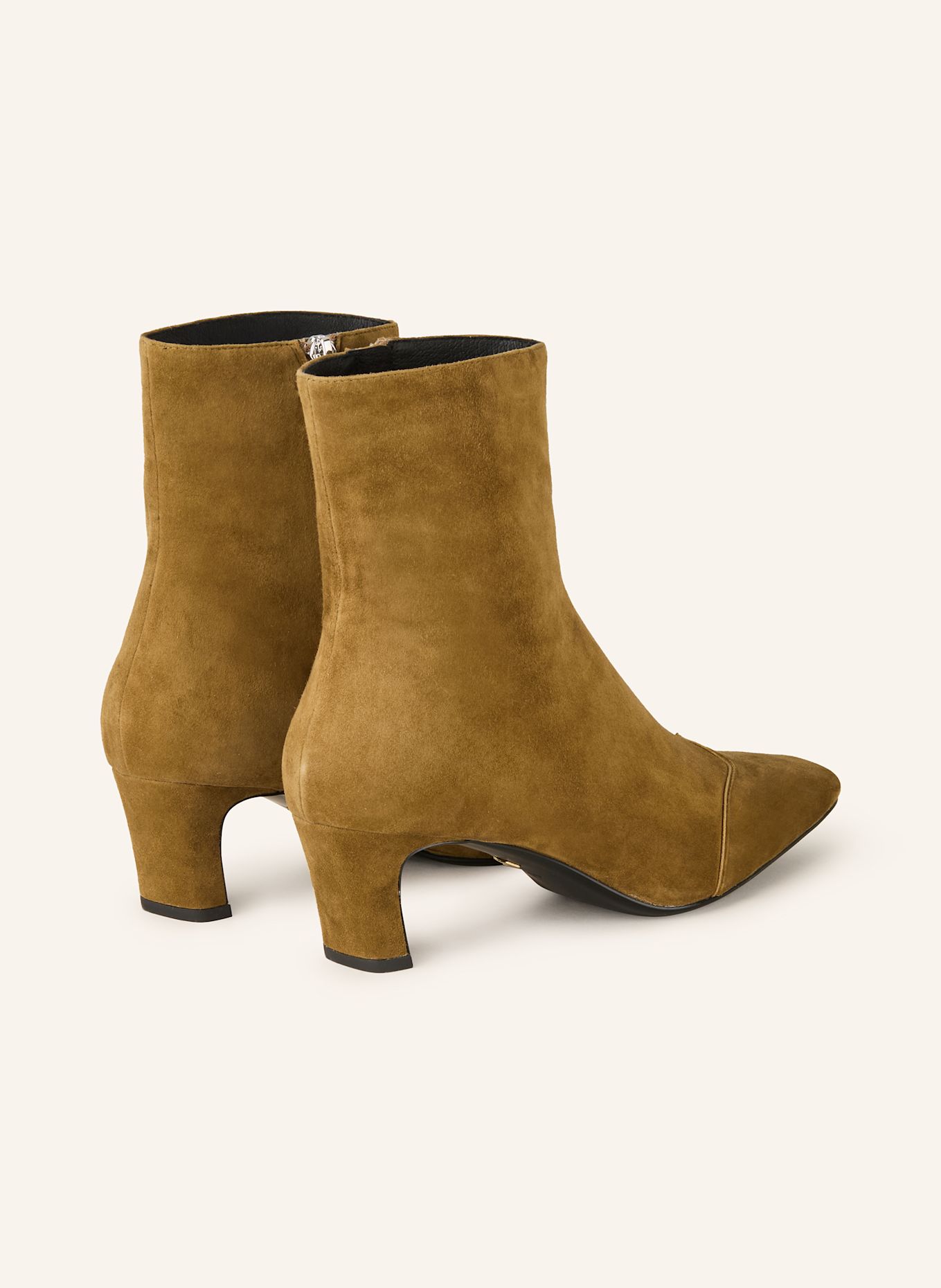 Lola Cruz Stiefeletten: OLIV