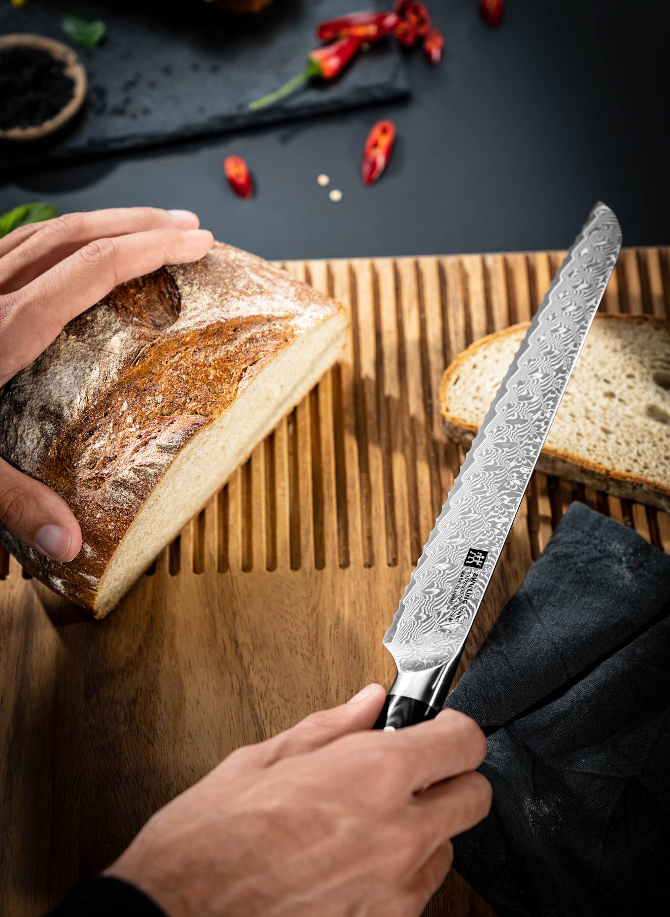 ZWILLING Brotmesser TANREI: DUNKELBRAUN / SILBER