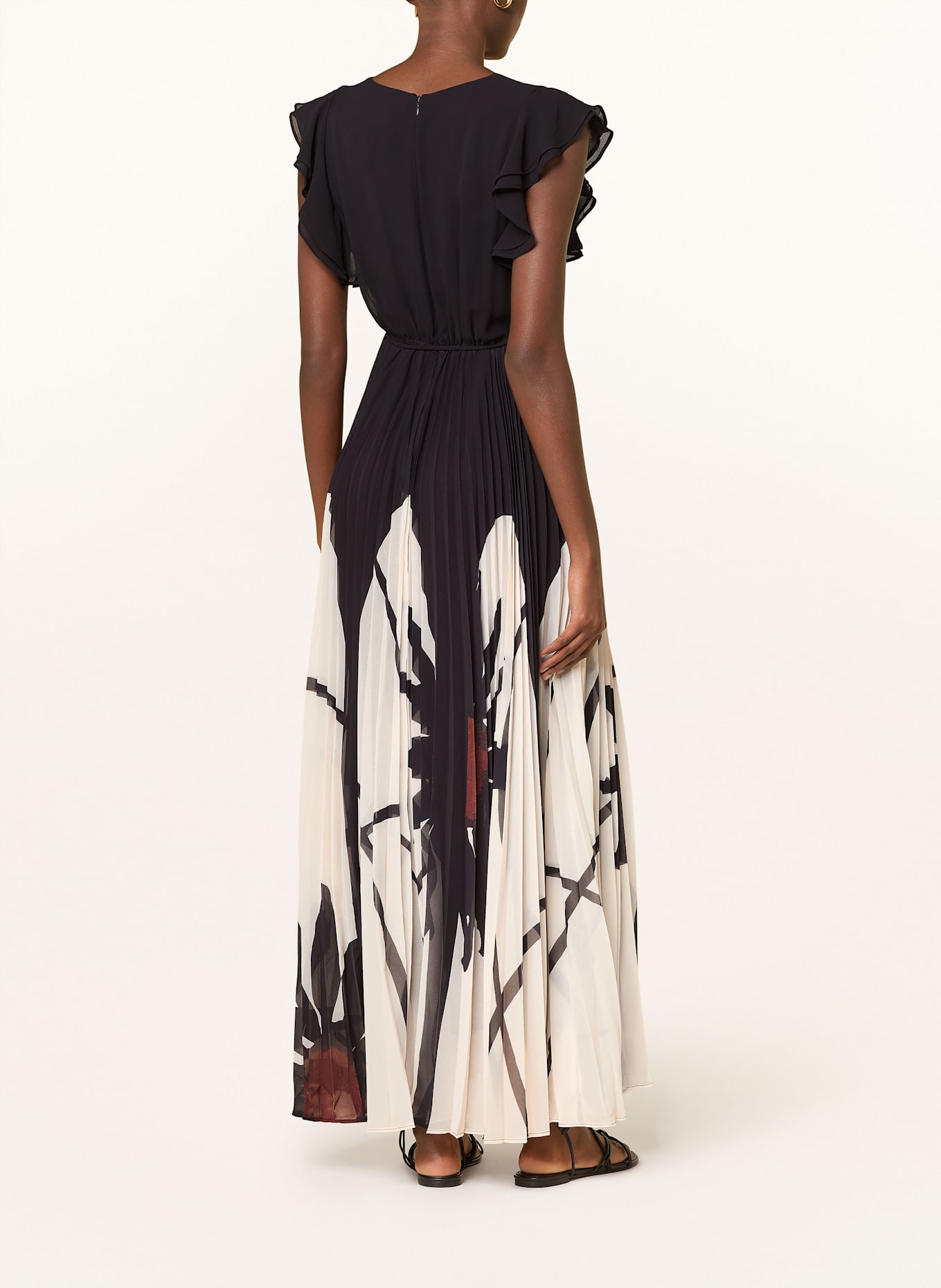 Phase Eight Šaty UMA s plisováním a volánky: ČERNÁ / BÍLÁ