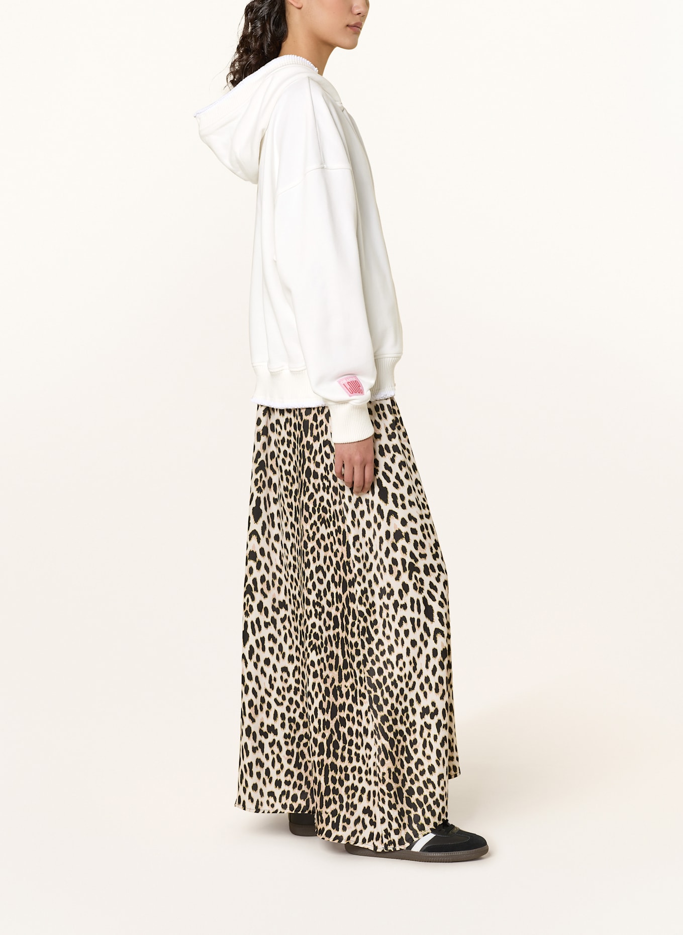 OH APRIL BELO sweat jacket: WHITE