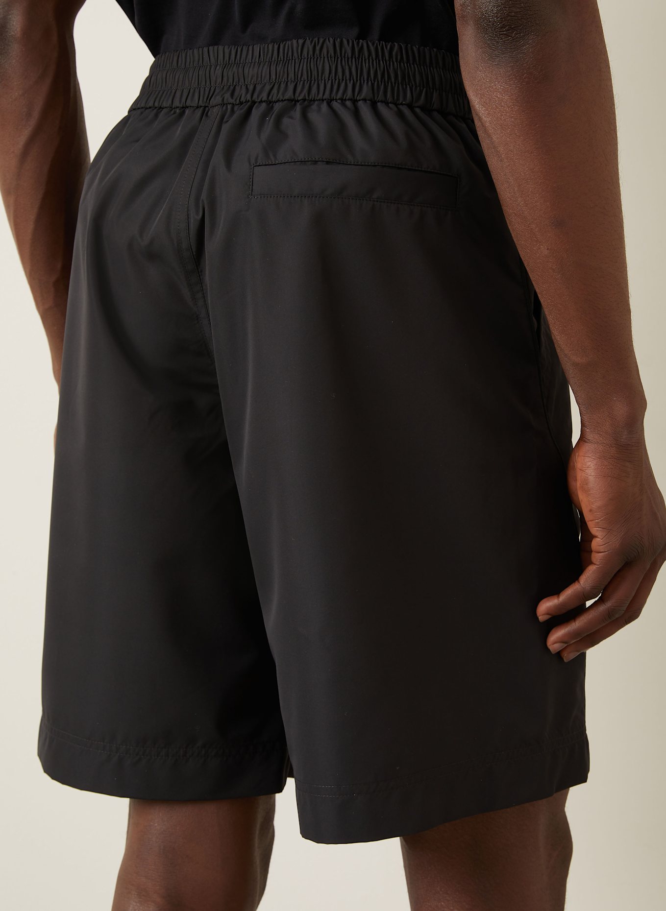 GIVENCHY Shorts: SCHWARZ