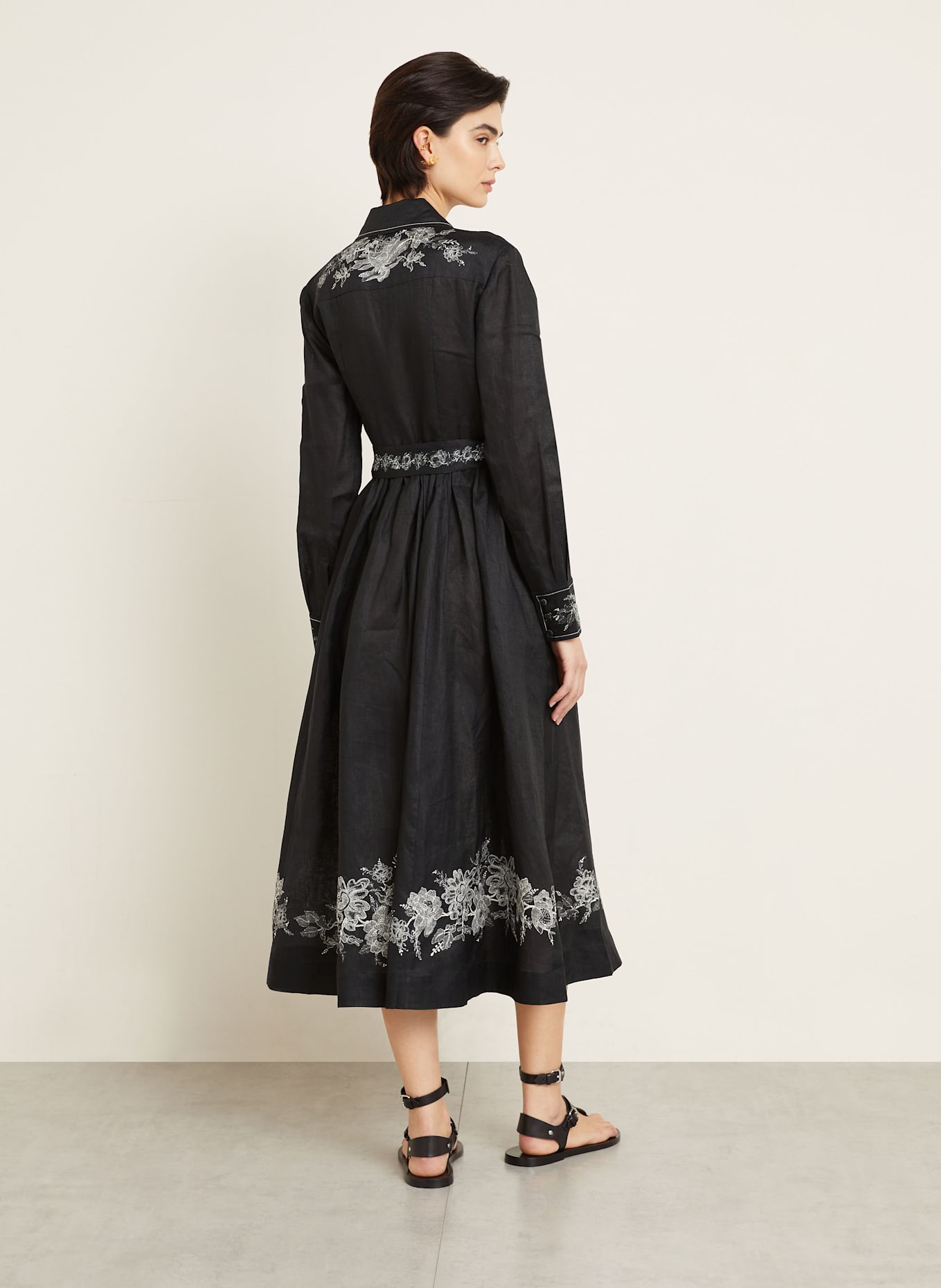 ZIMMERMANN Lněné šaty: ČERNÁ / BÍLÁ