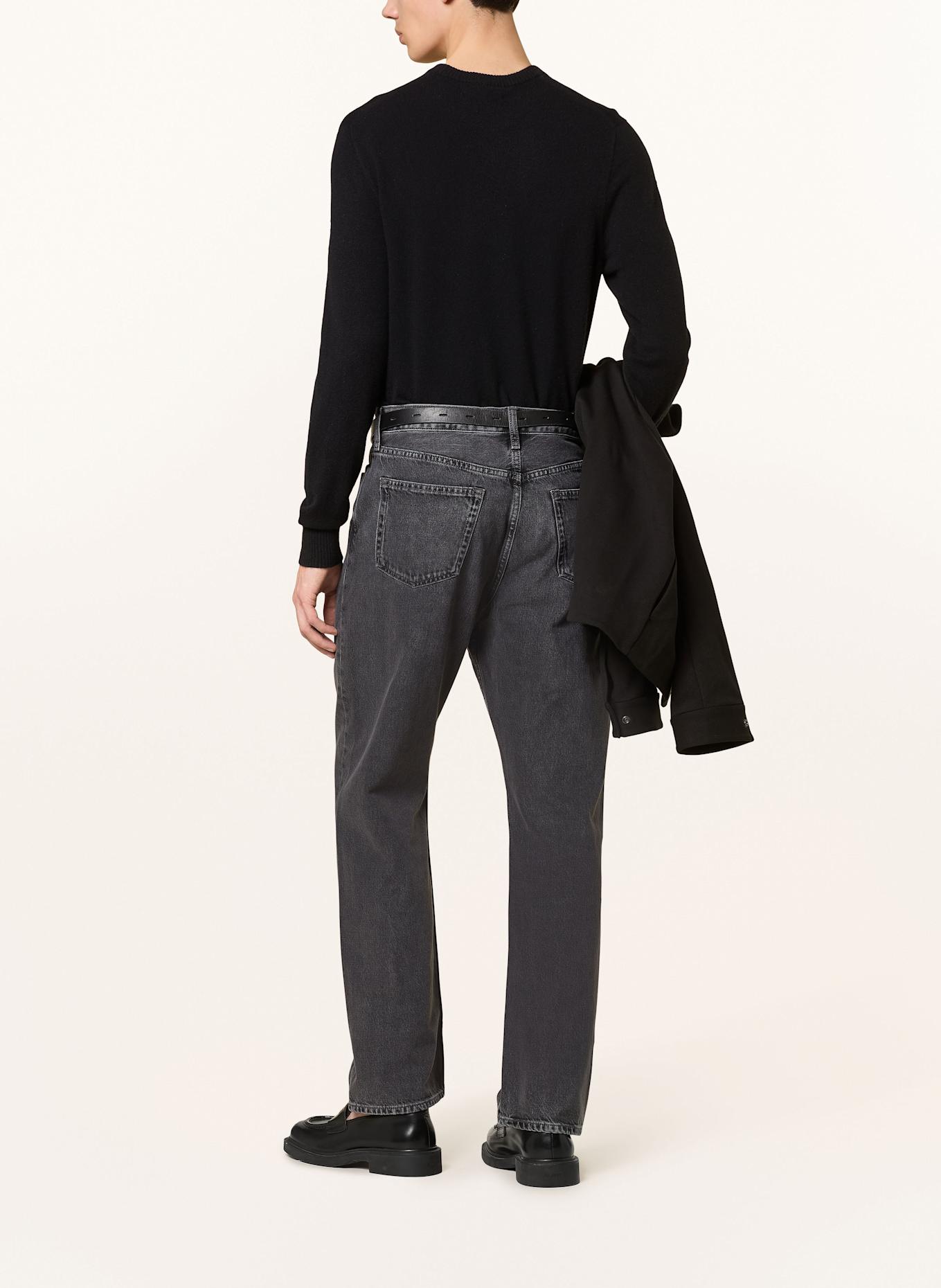 COS Jeans Regular Fit: 005 BLACK DARK