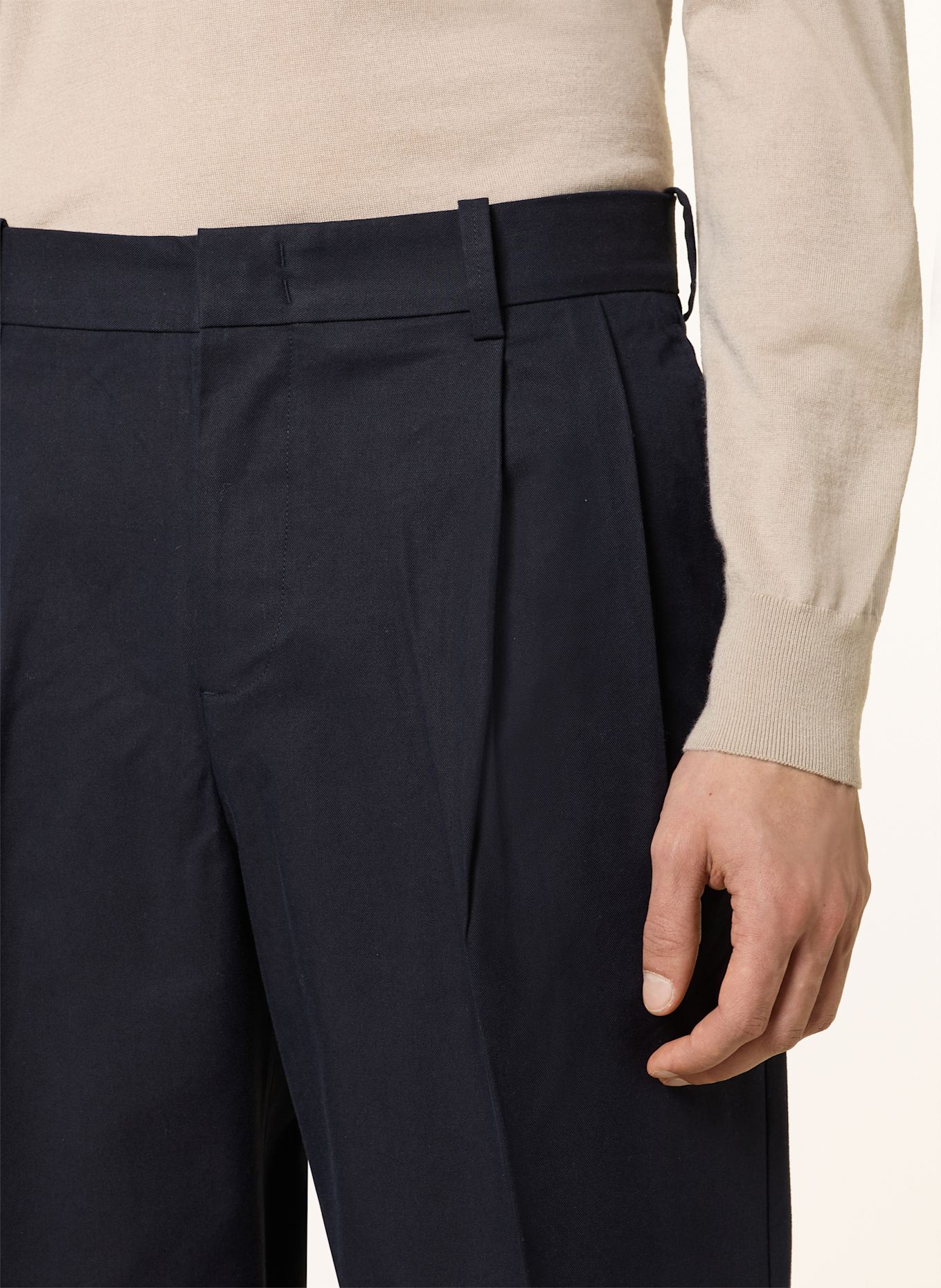 COS Trousers relaxed fit: DARK BLUE