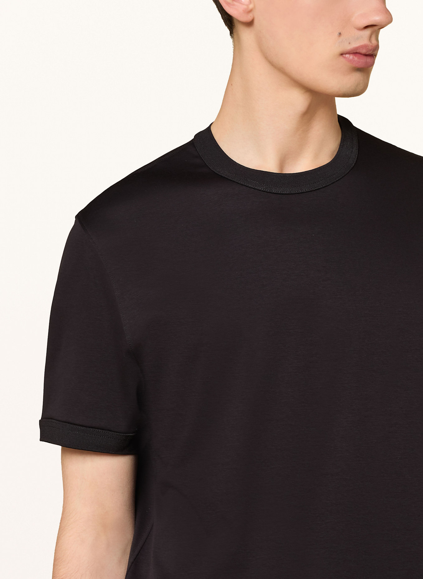 COS T-Shirt: SCHWARZ