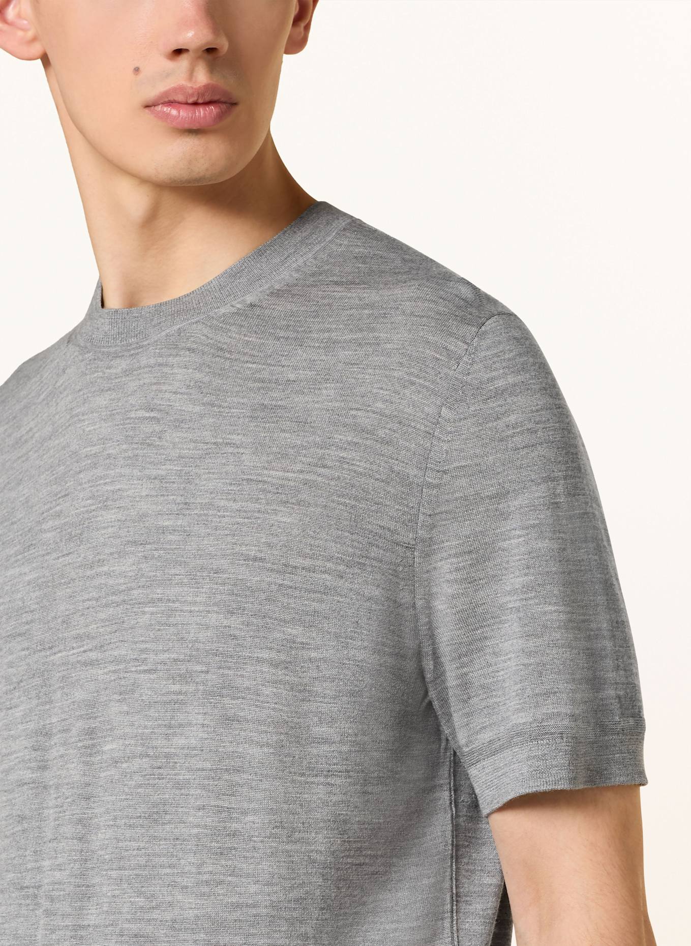 COS Strickshirt aus Merinowolle: GRAU