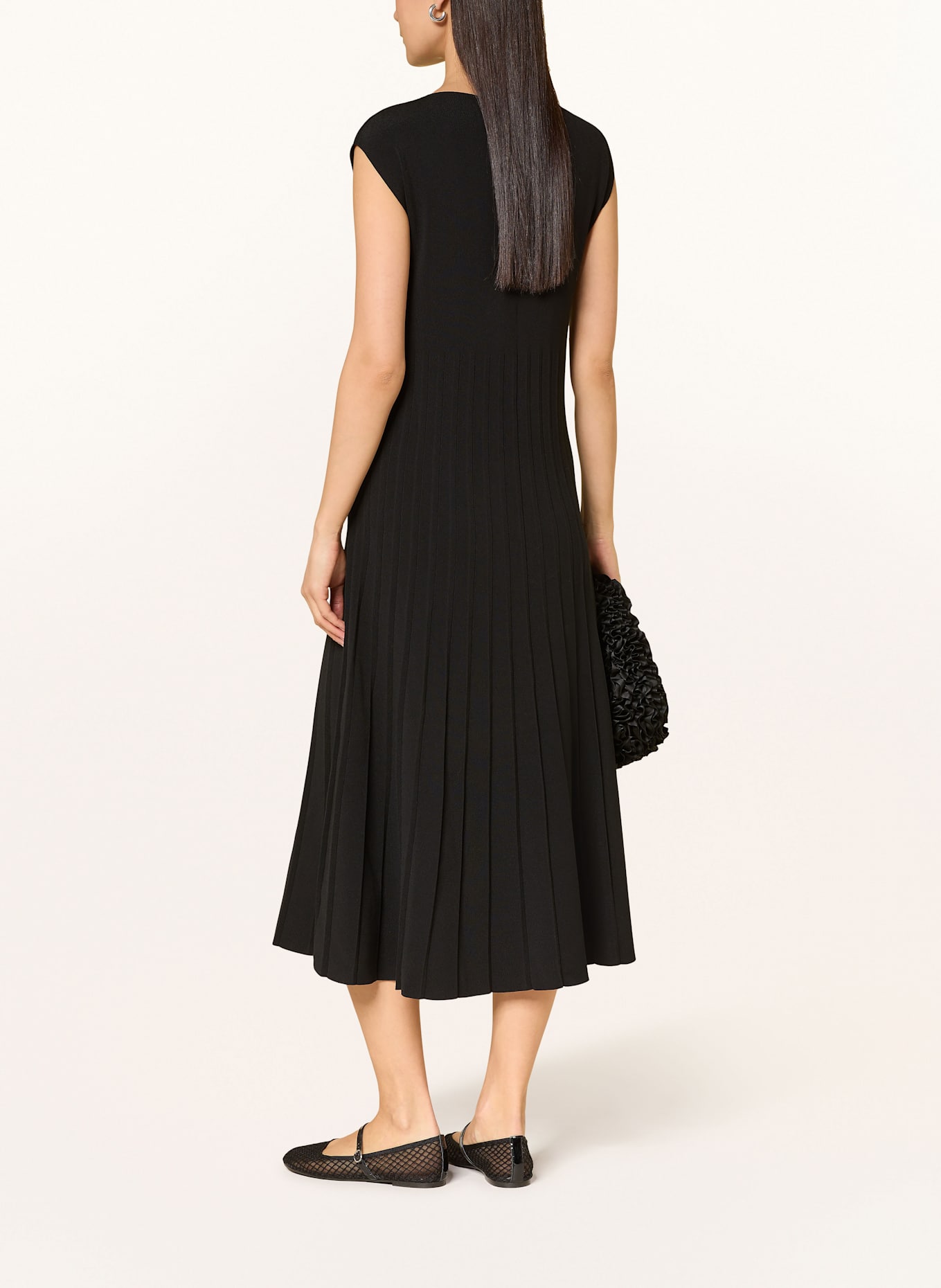 COS Strickkleid mit Plissees: SCHWARZ