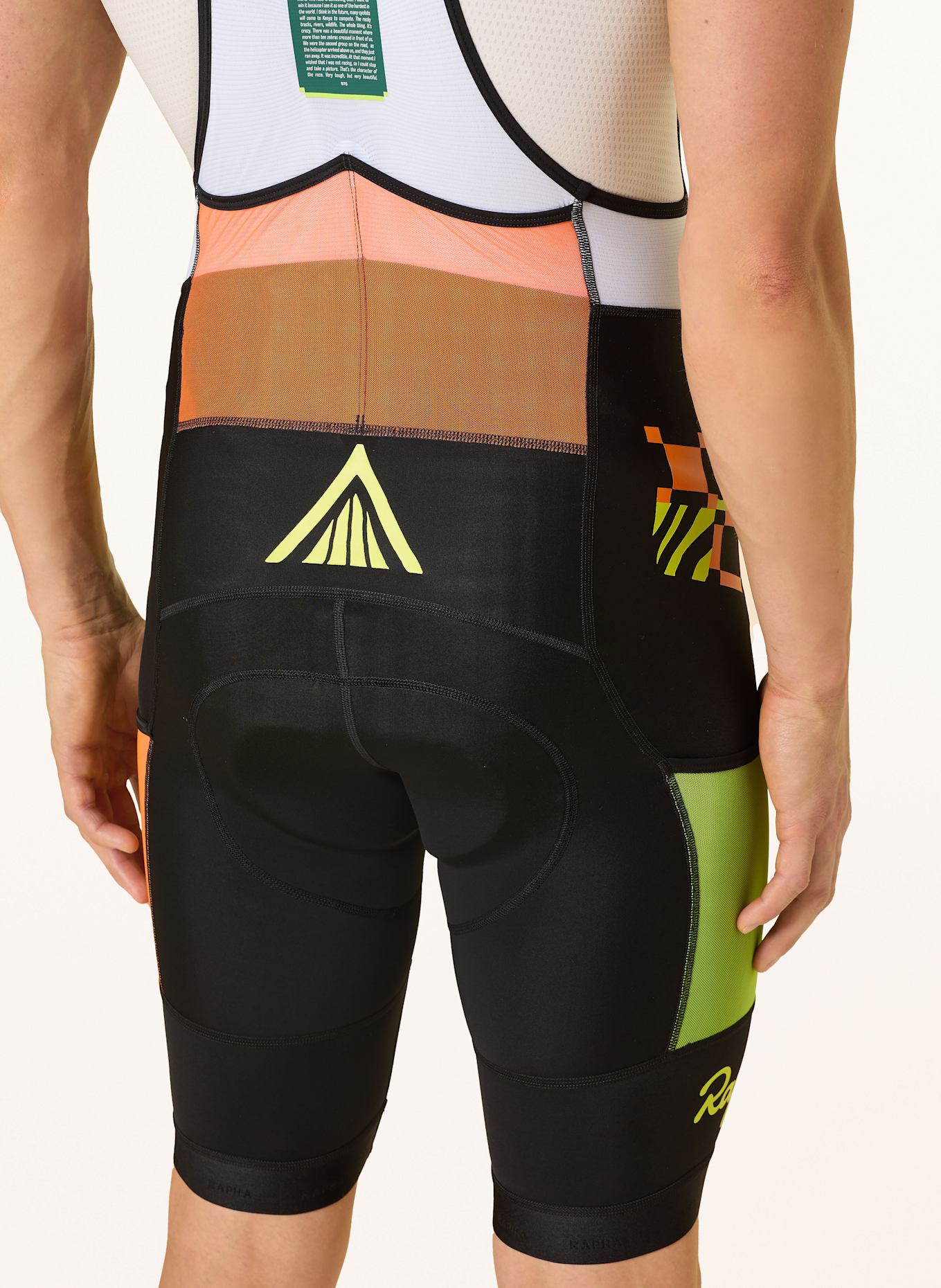 アマニ PRO TEAM TRAINING CARGO BIB SHORTS Rapha Men's Pro Team Training Cargo Bib Shorts - AMANI