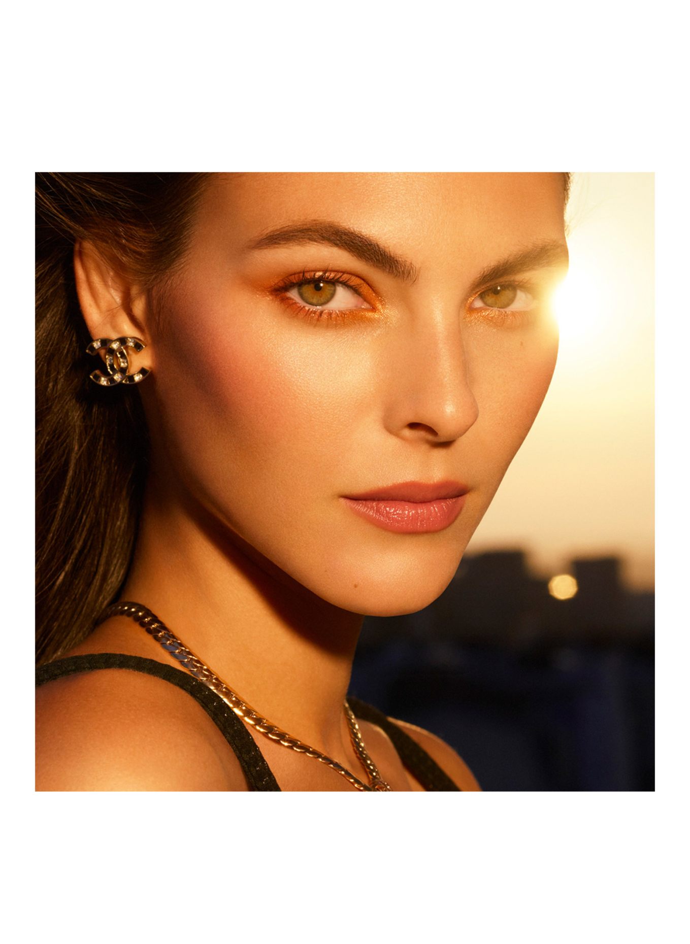 CHANEL LES BEIGES POUDRE BELLE MINE LUMIÈRE DORÉE: SOLEIL COUCHANT