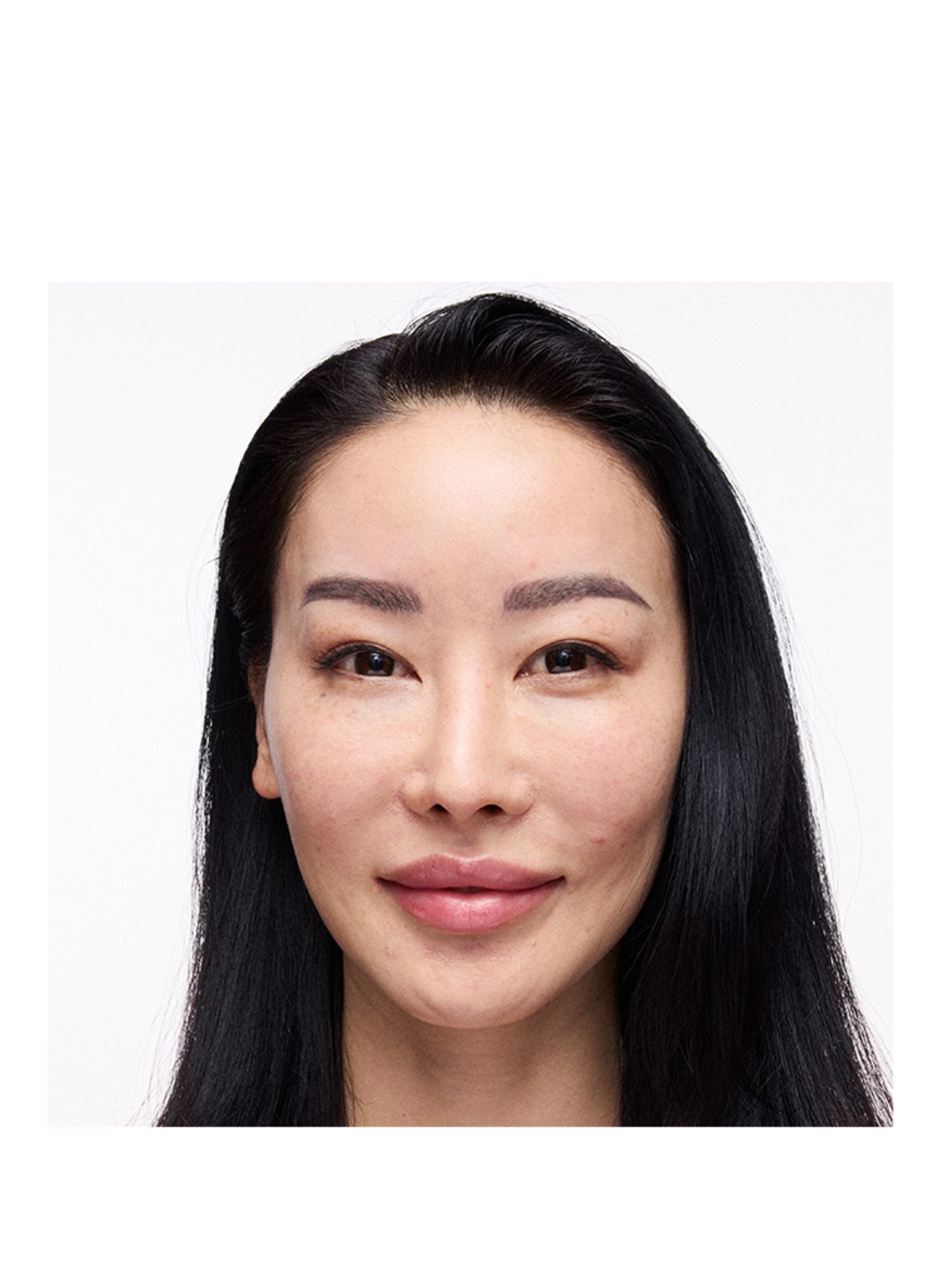 M.A.C STUDIO FIX PREFILL: NC18