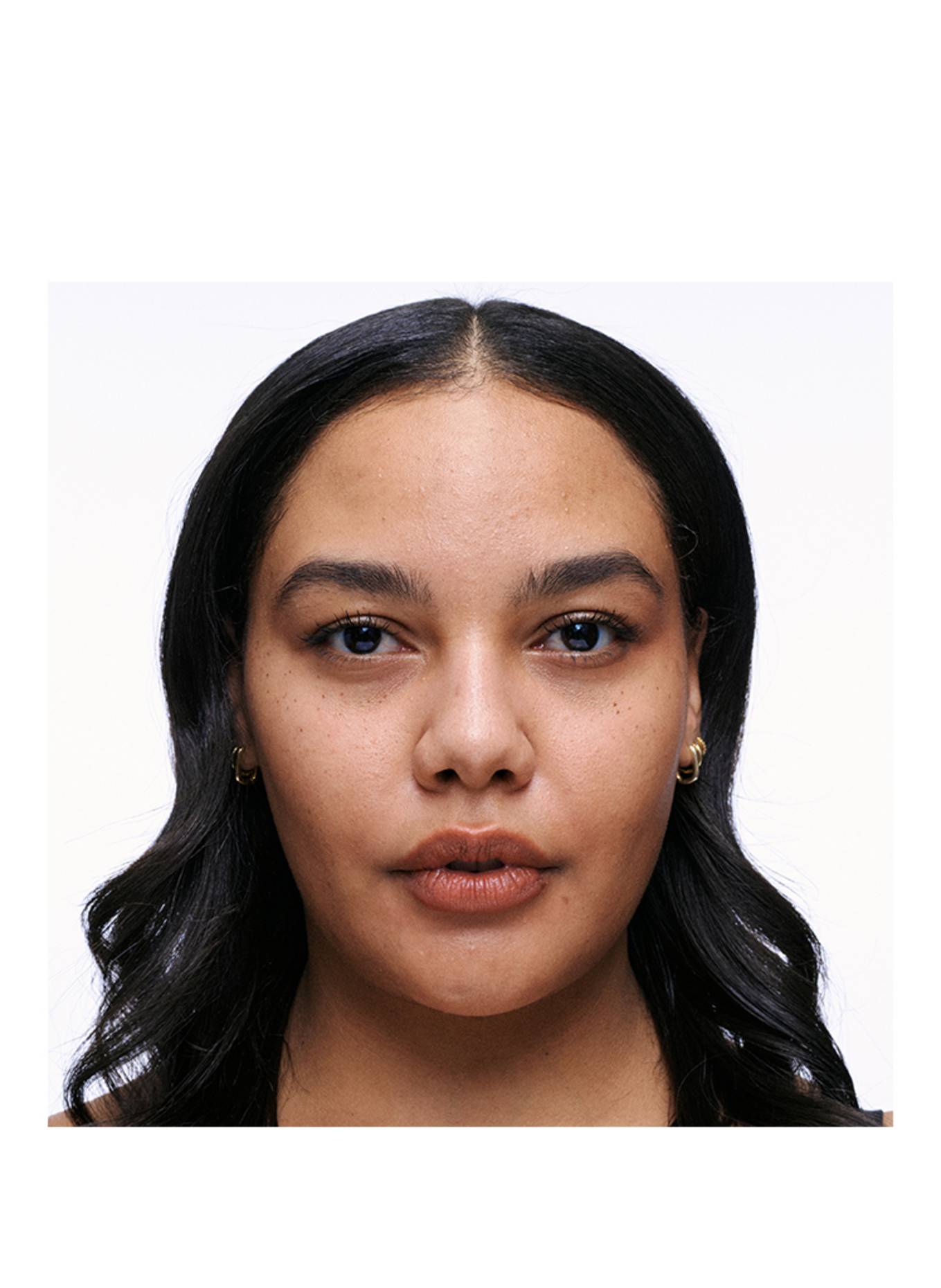 M.A.C STUDIO FIX PREFILL: NC42​