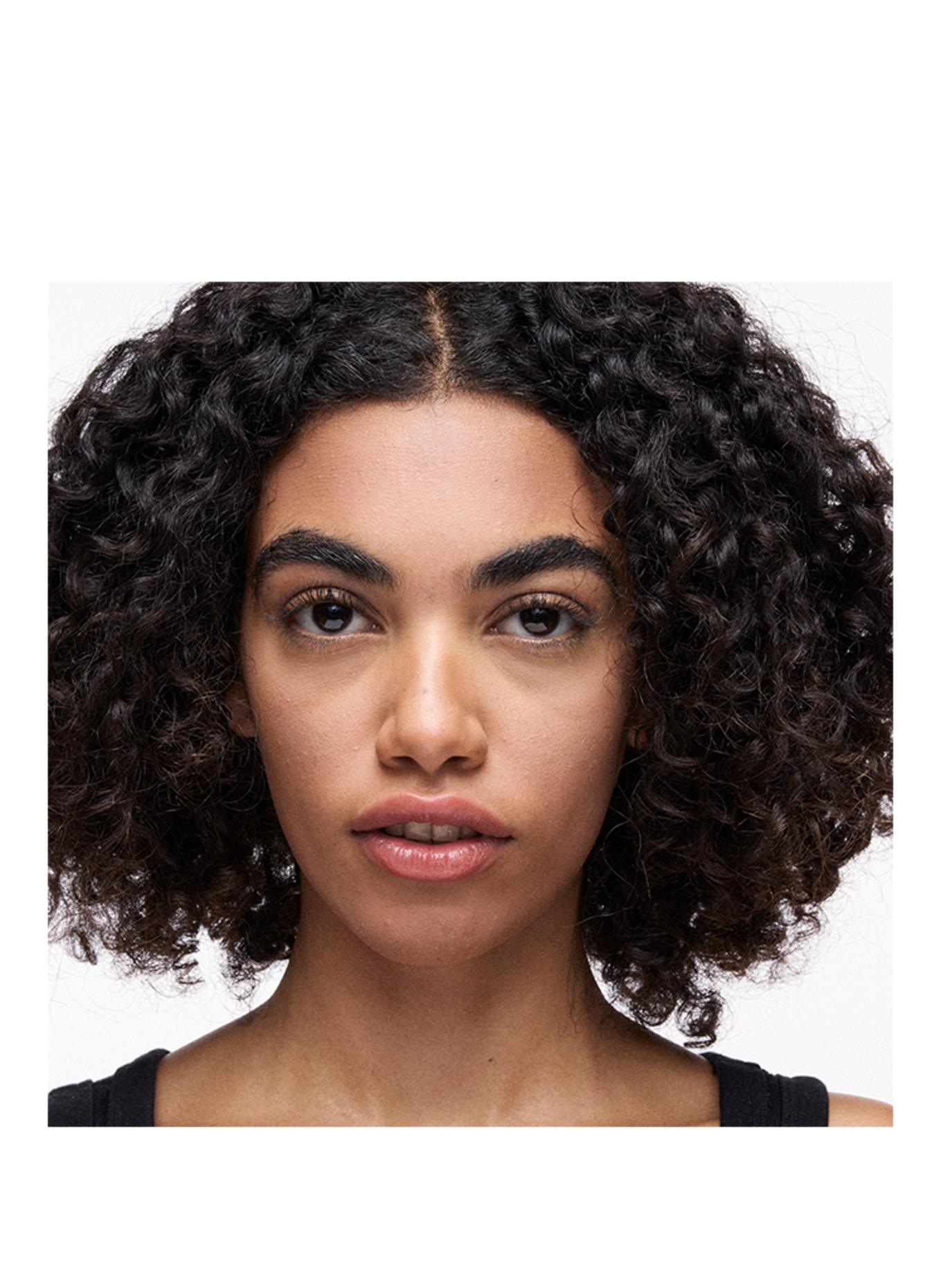 M.A.C STUDIO FIX PREFILL: NC43.5​