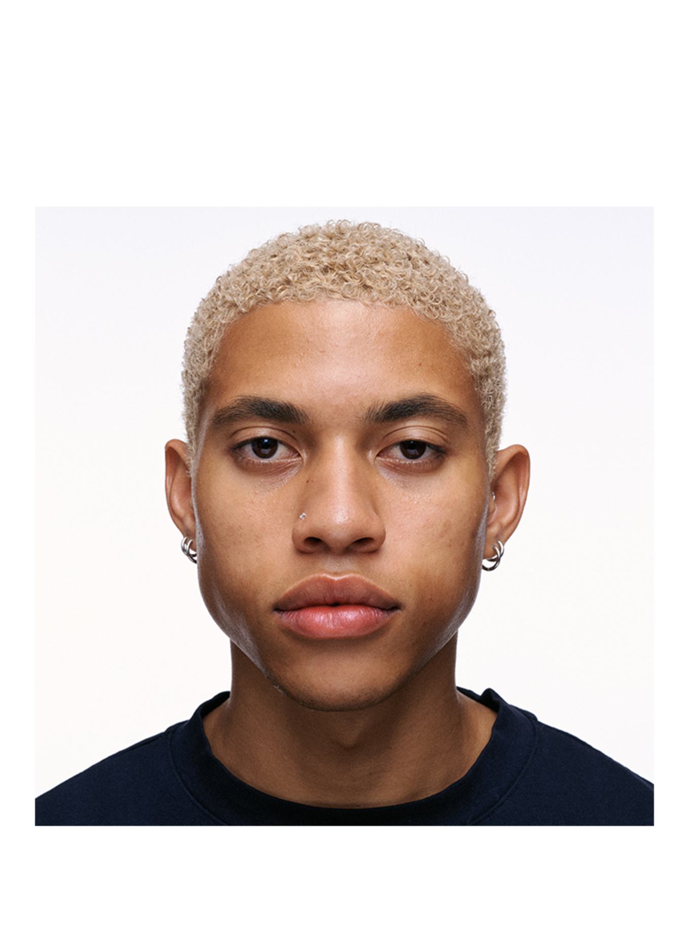 M.A.C STUDIO FIX PREFILL: NC44​