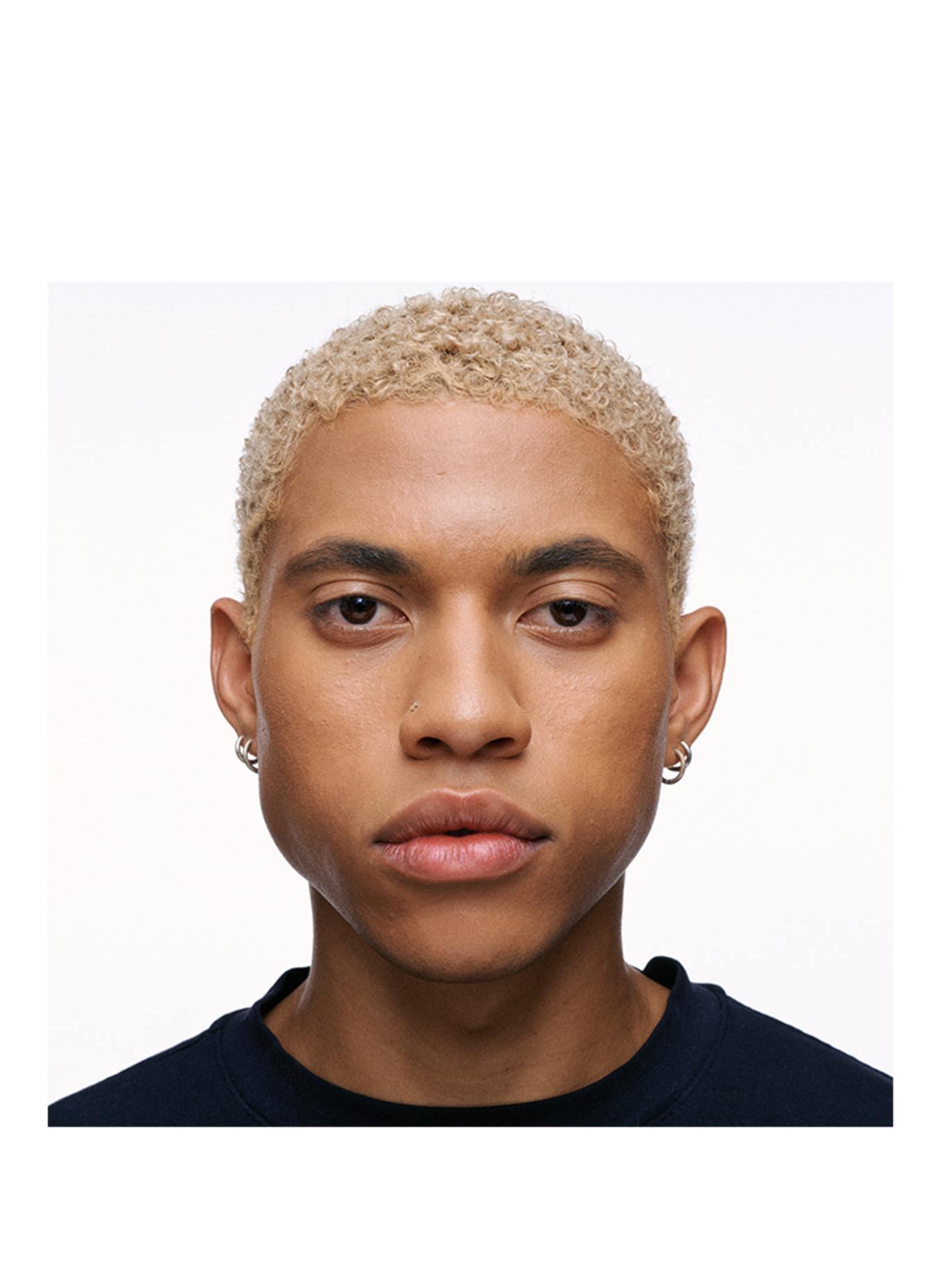 M.A.C STUDIO FIX PREFILL: NC44​