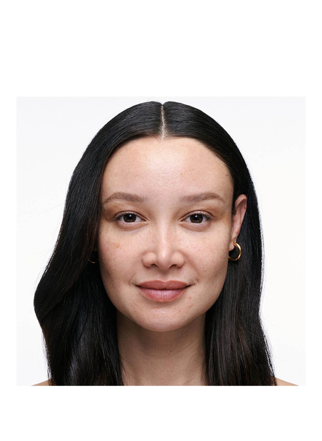 M.A.C STUDIO FIX PREFILL: NW18​