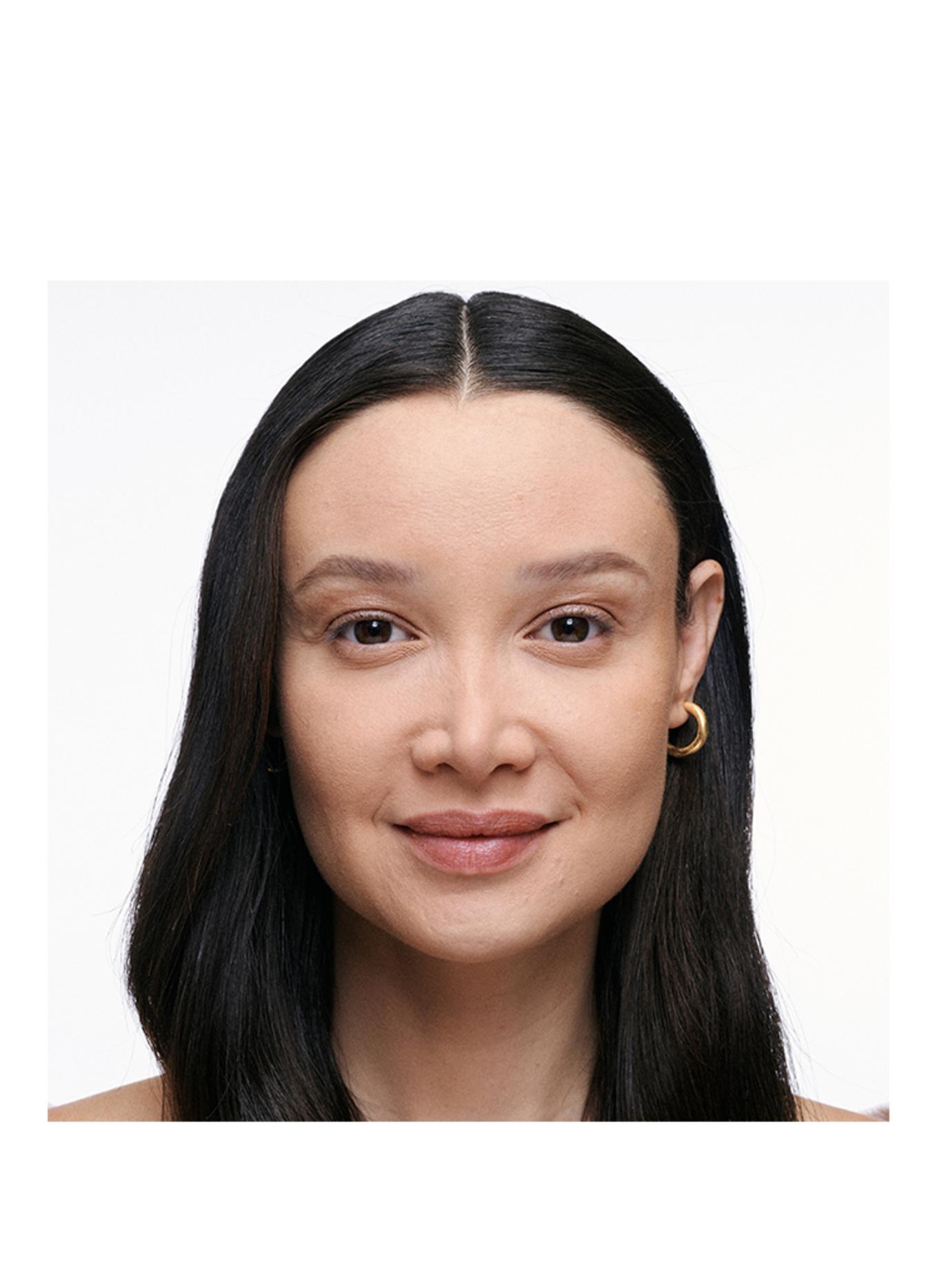 M.A.C STUDIO FIX PREFILL: NW18​