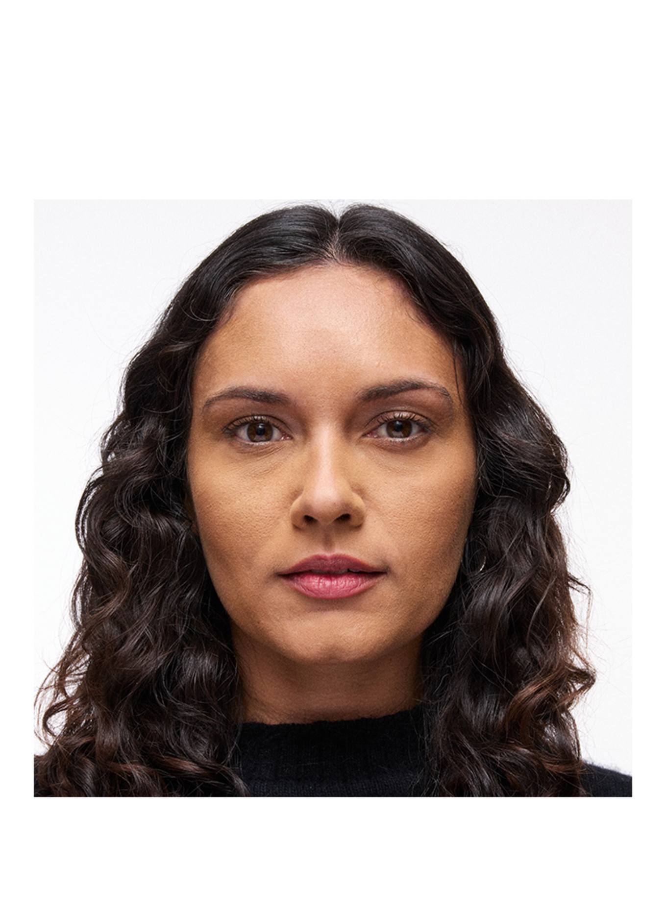 M.A.C STUDIO FIX PREFILL: NW35​