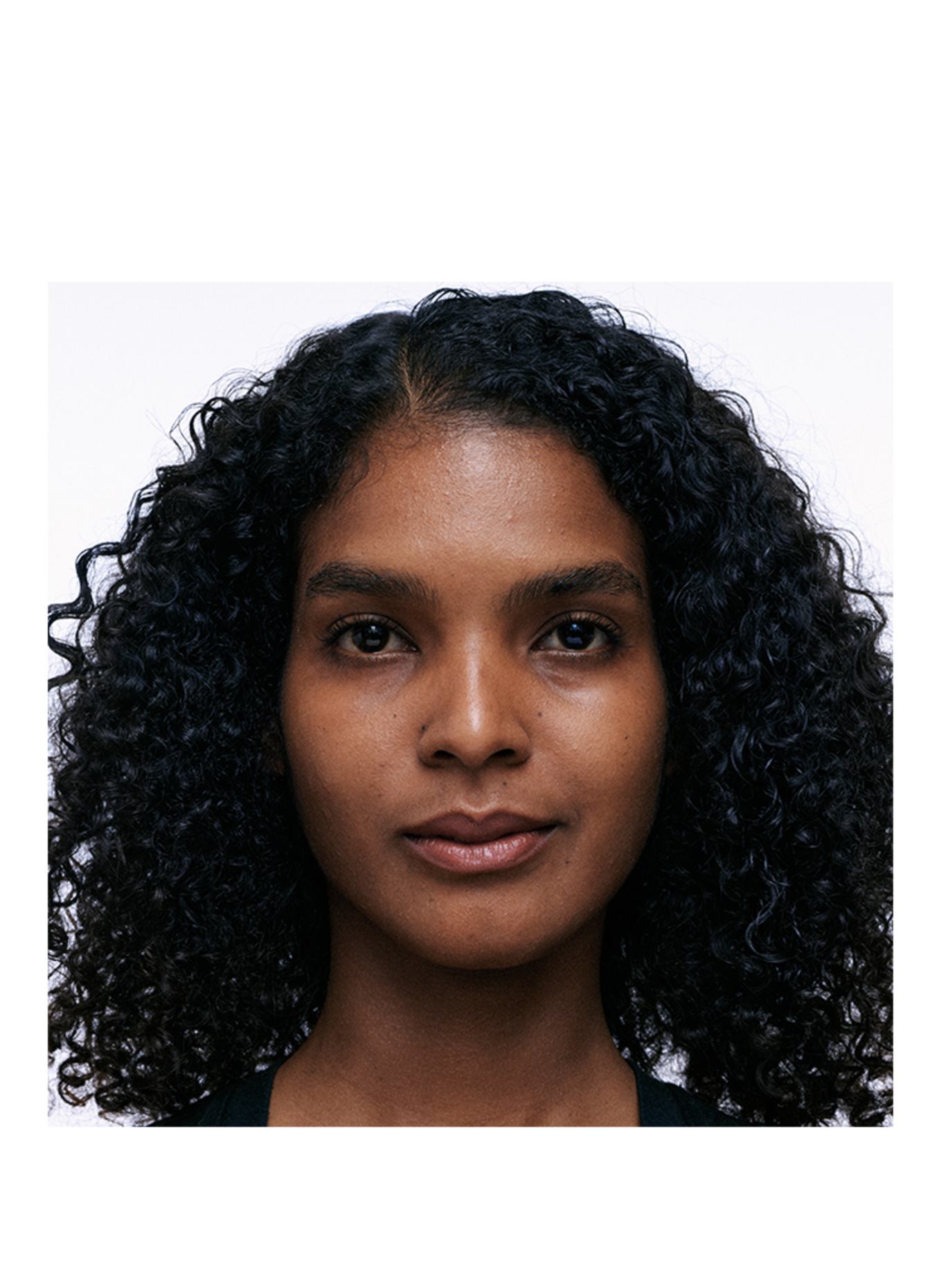 M.A.C STUDIO FIX PREFILL: NW44​