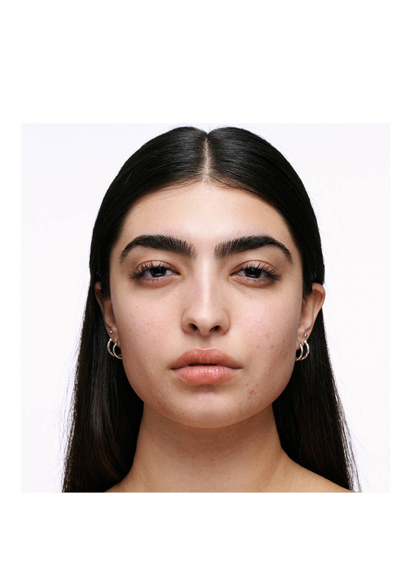 M.A.C STUDIO FIX PREFILL: C4​