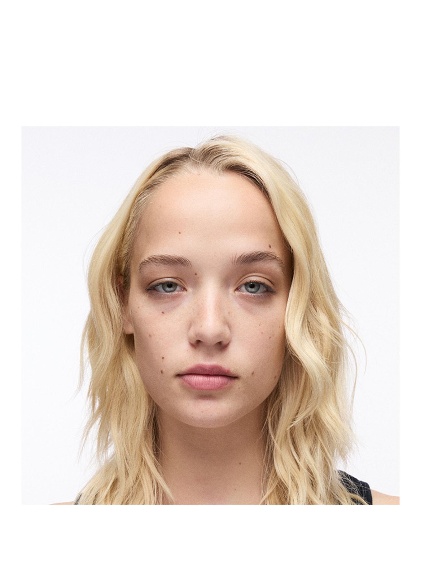 M.A.C STUDIO FIX PREFILL: N5​