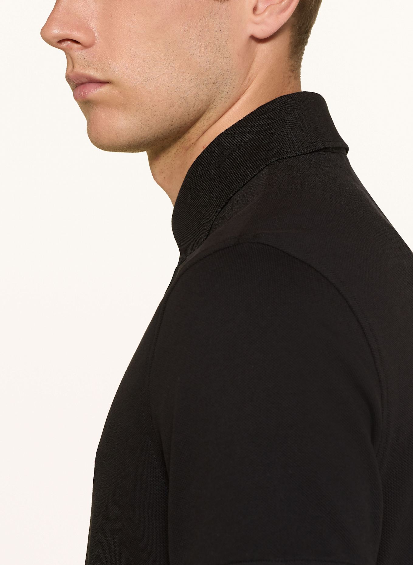 TOMMY HILFIGER Piqué-Poloshirt Regular Fit: SCHWARZ
