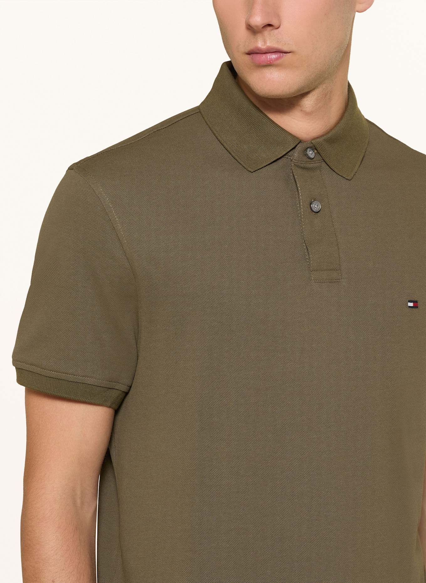 TOMMY HILFIGER Piqué-Poloshirt Regular Fit: OLIV