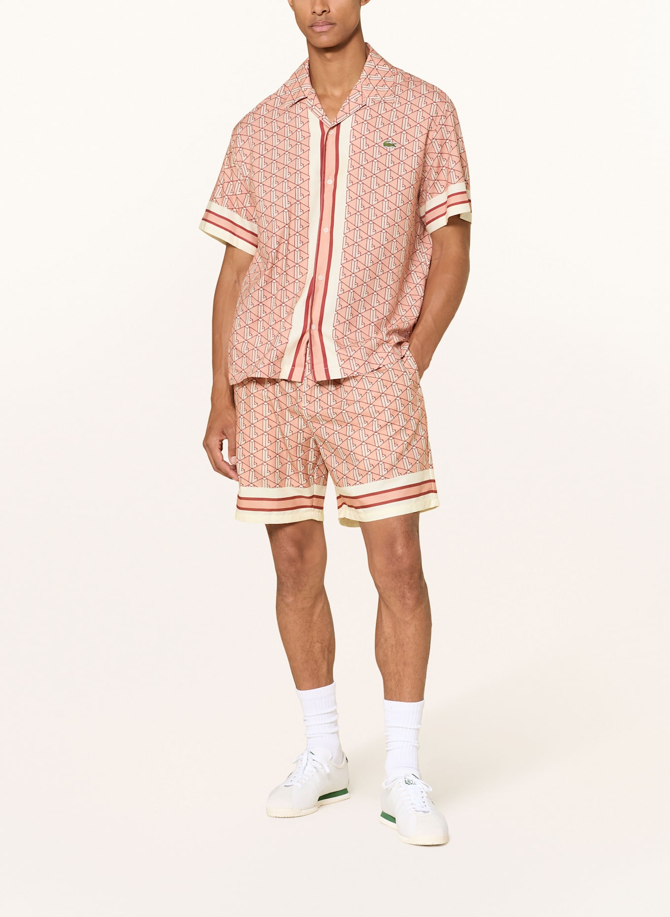 LACOSTE Shorts Relaxed Fit: HELLORANGE/ ECRU/ DUNKELROT
