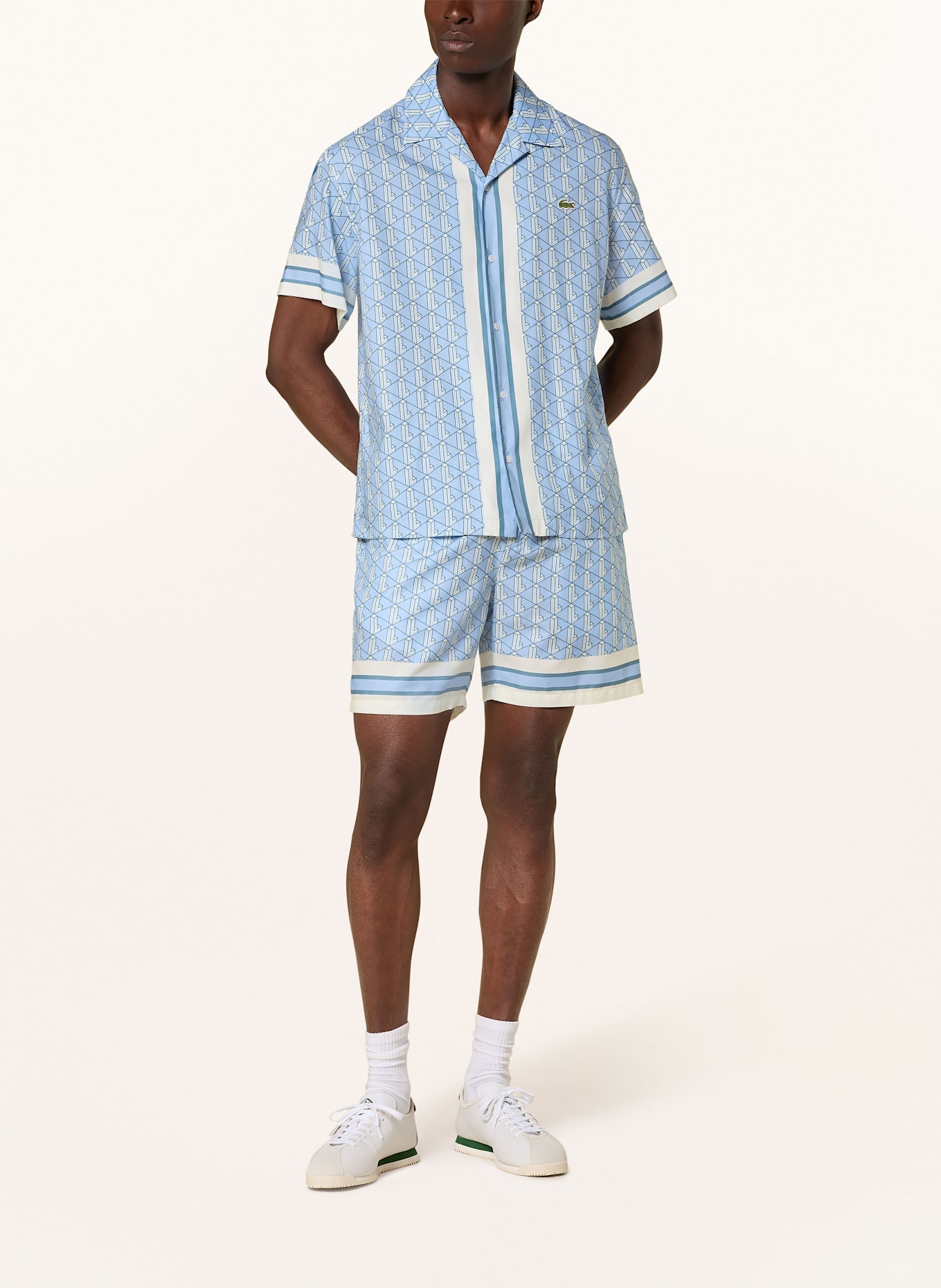 LACOSTE Resorthemd Relaxed Fit: HELLBLAU / CREME