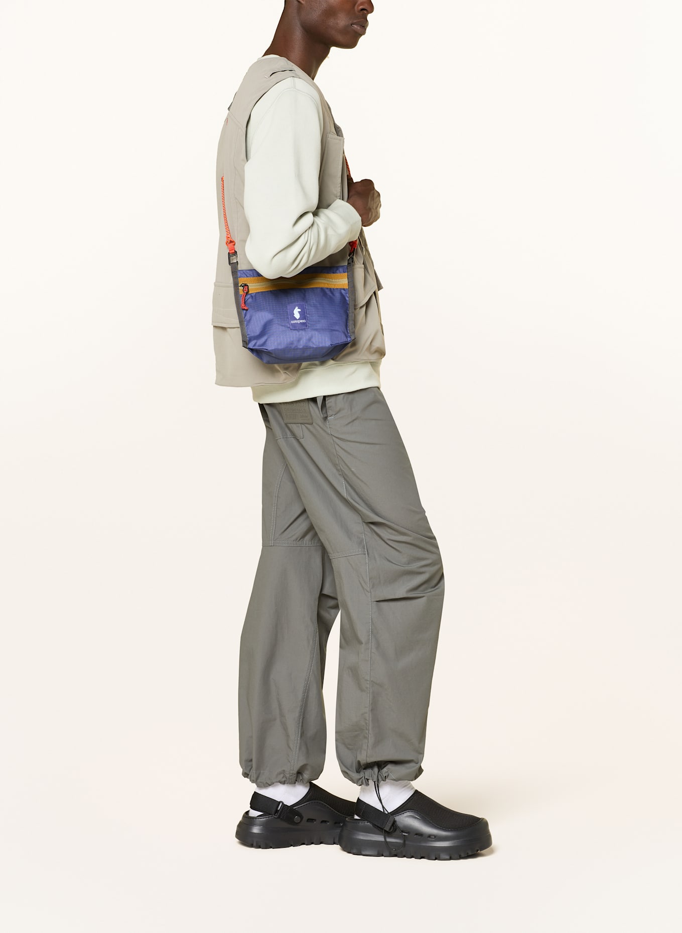 cotopaxi Kabelka přes rameno LISTA 2 L: FIALOVÁ