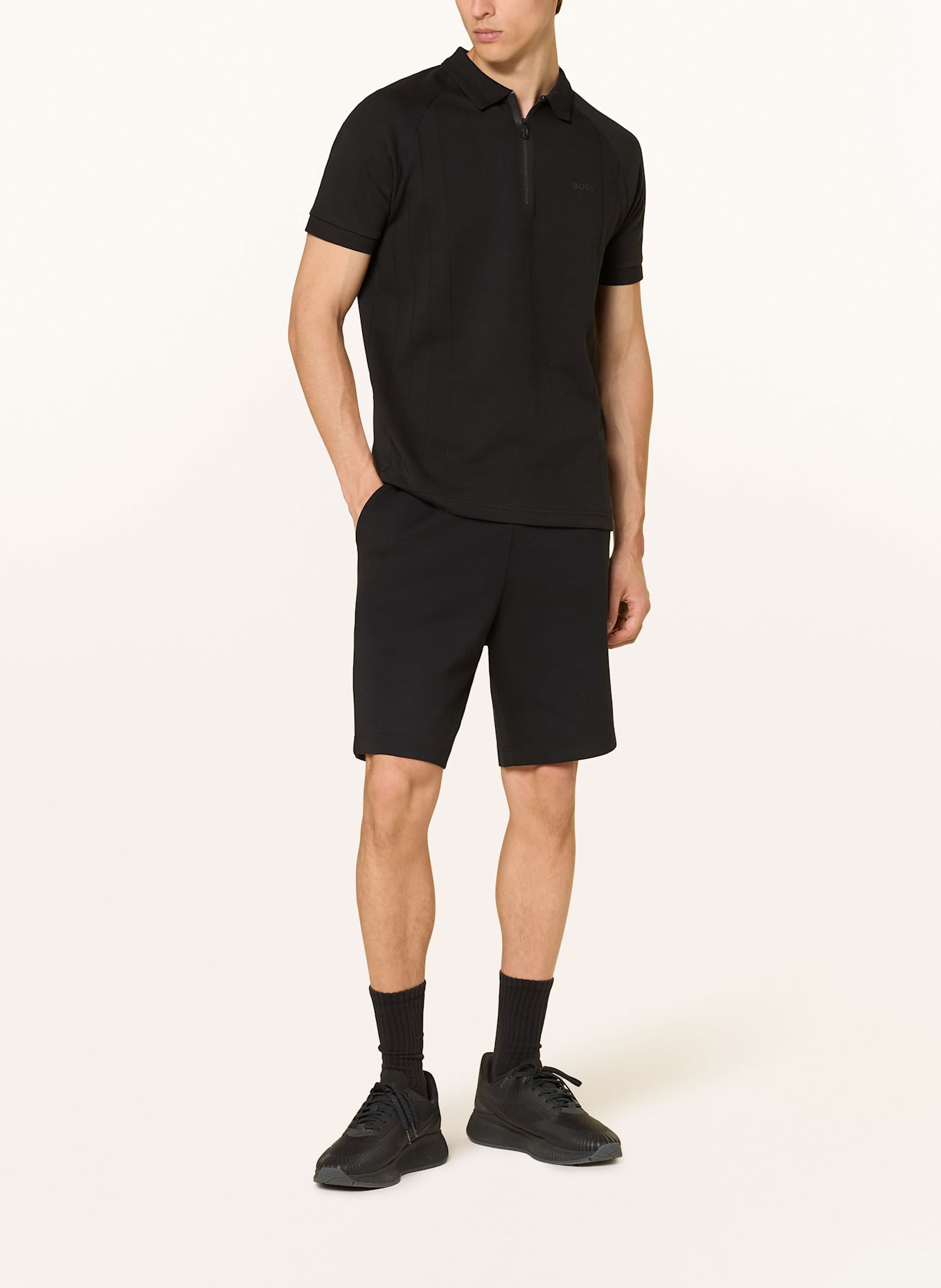 BOSS Sweatshorts HEADLO: SCHWARZ