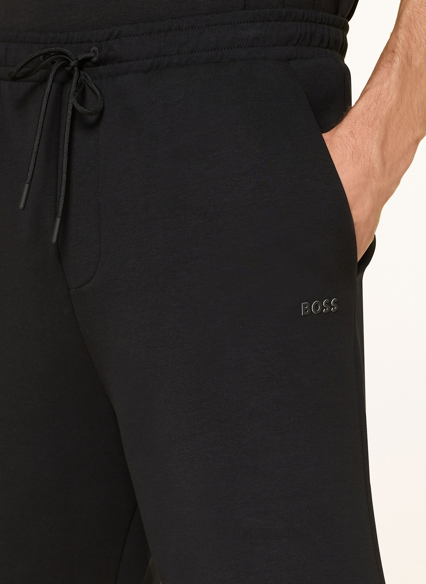 BOSS Sweatshorts HEADLO: SCHWARZ