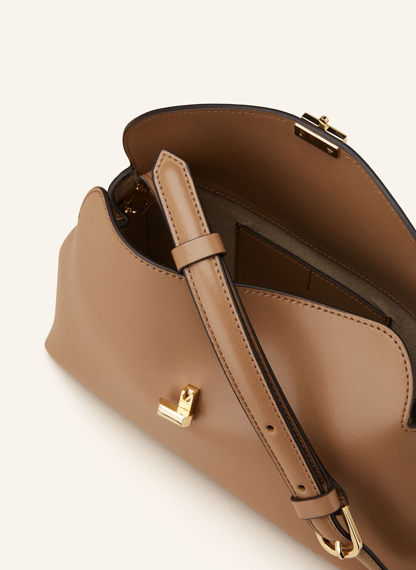 TOTEME Clutch T-LOCK: CAMEL