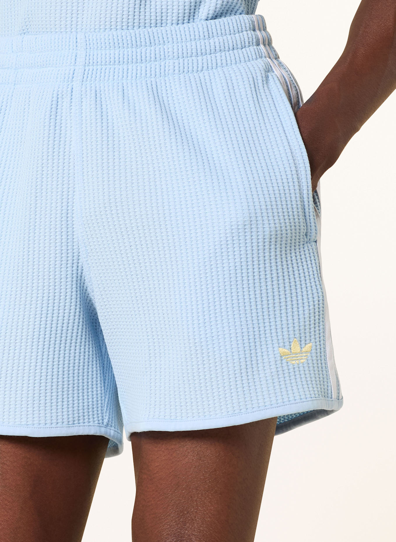 adidas Originals Short SPRINTER coupe classique: BLEU CLAIR