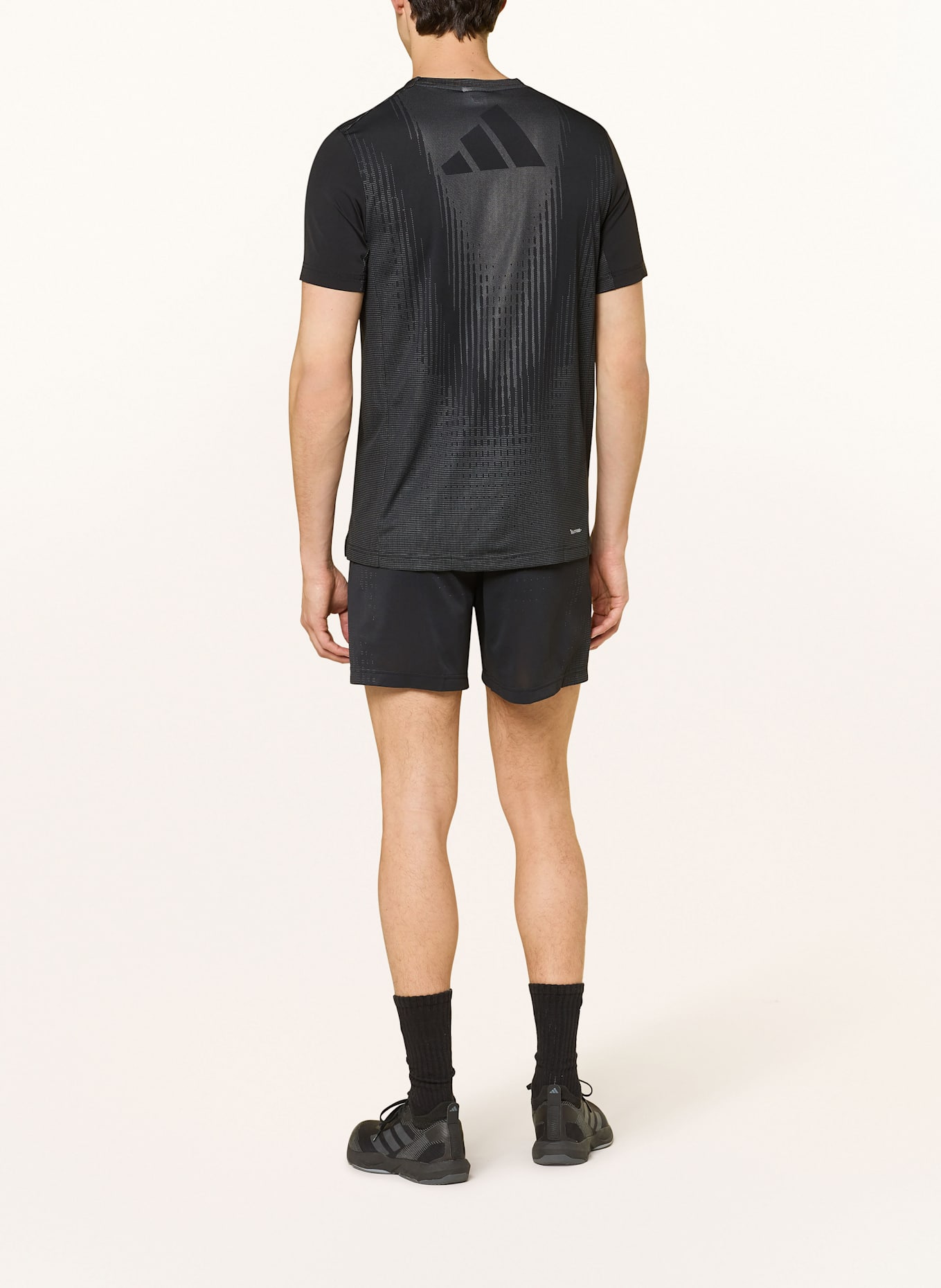adidas Trainingsshorts AIRCHILL: SCHWARZ