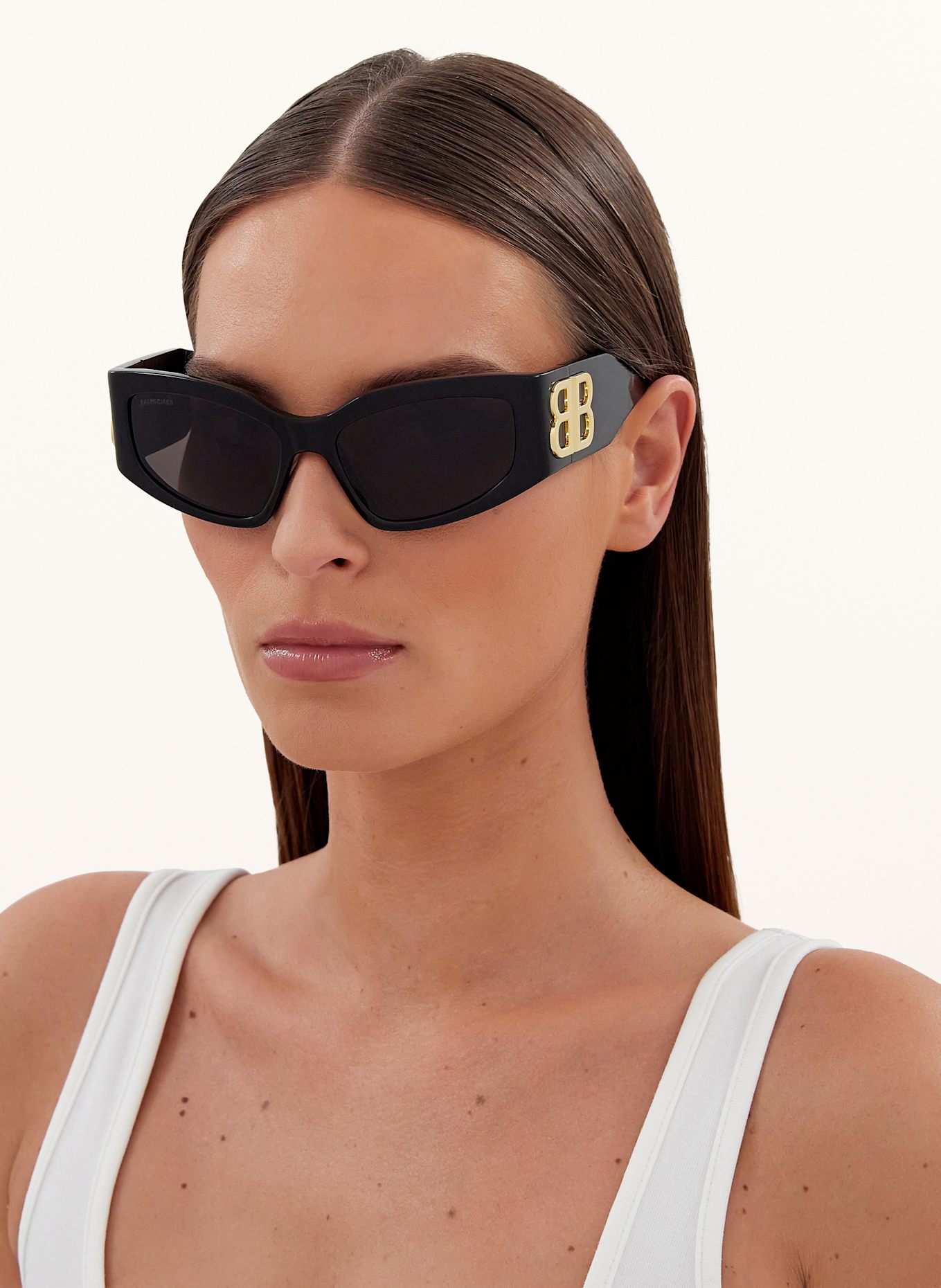 BALENCIAGA Okulary przeciwsłoneczne 6E000334: 1100L1 – CZARNY