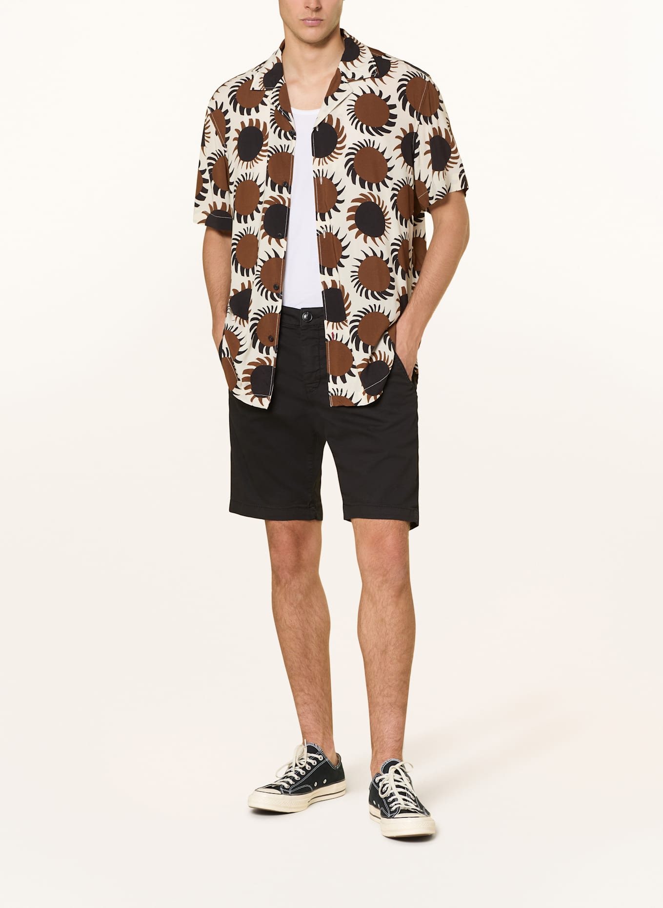 GABBA Chino šortky DALE: ČERNÁ