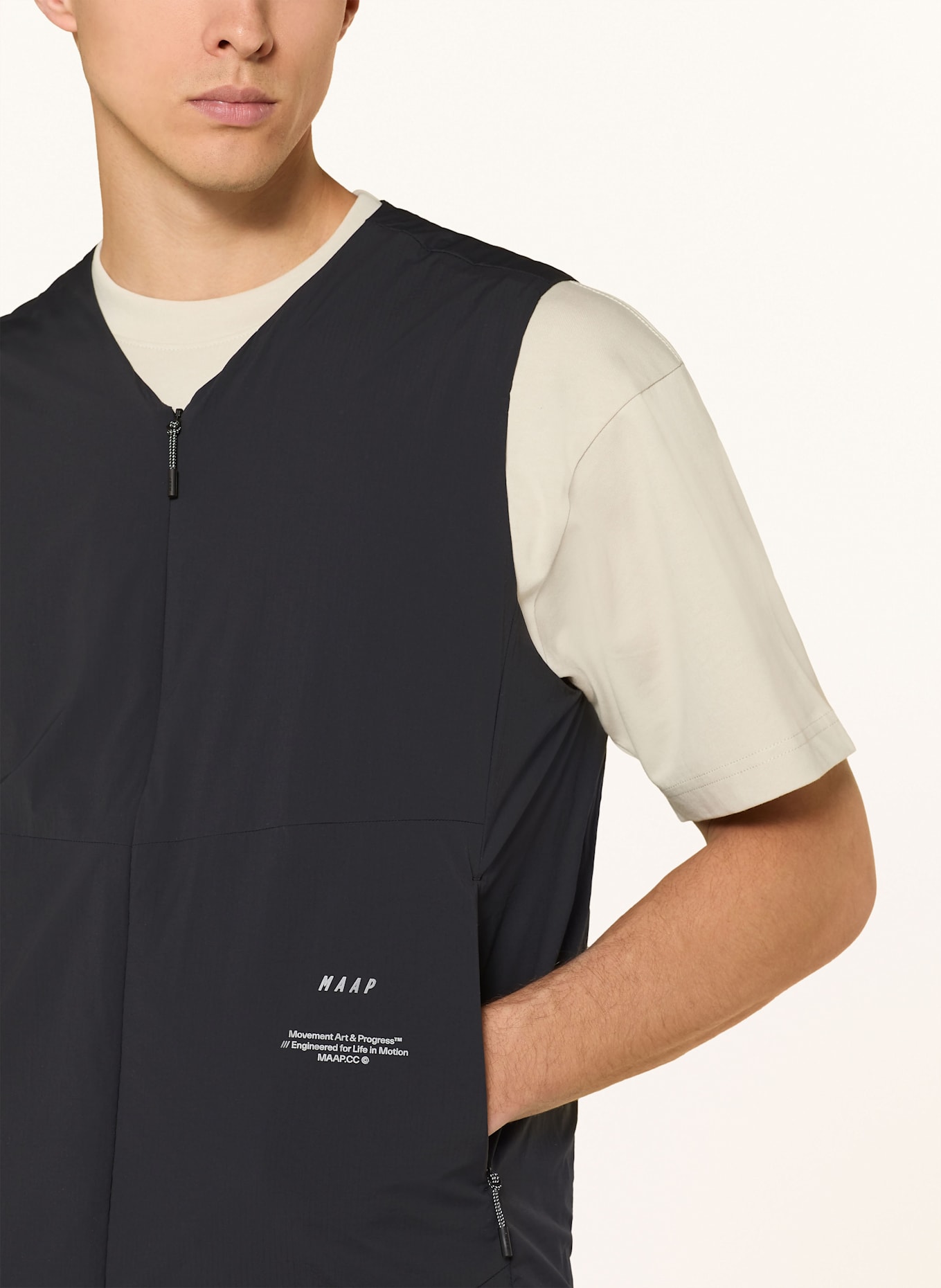 MAAP Weste TRANSIT INSULATED: SCHWARZ