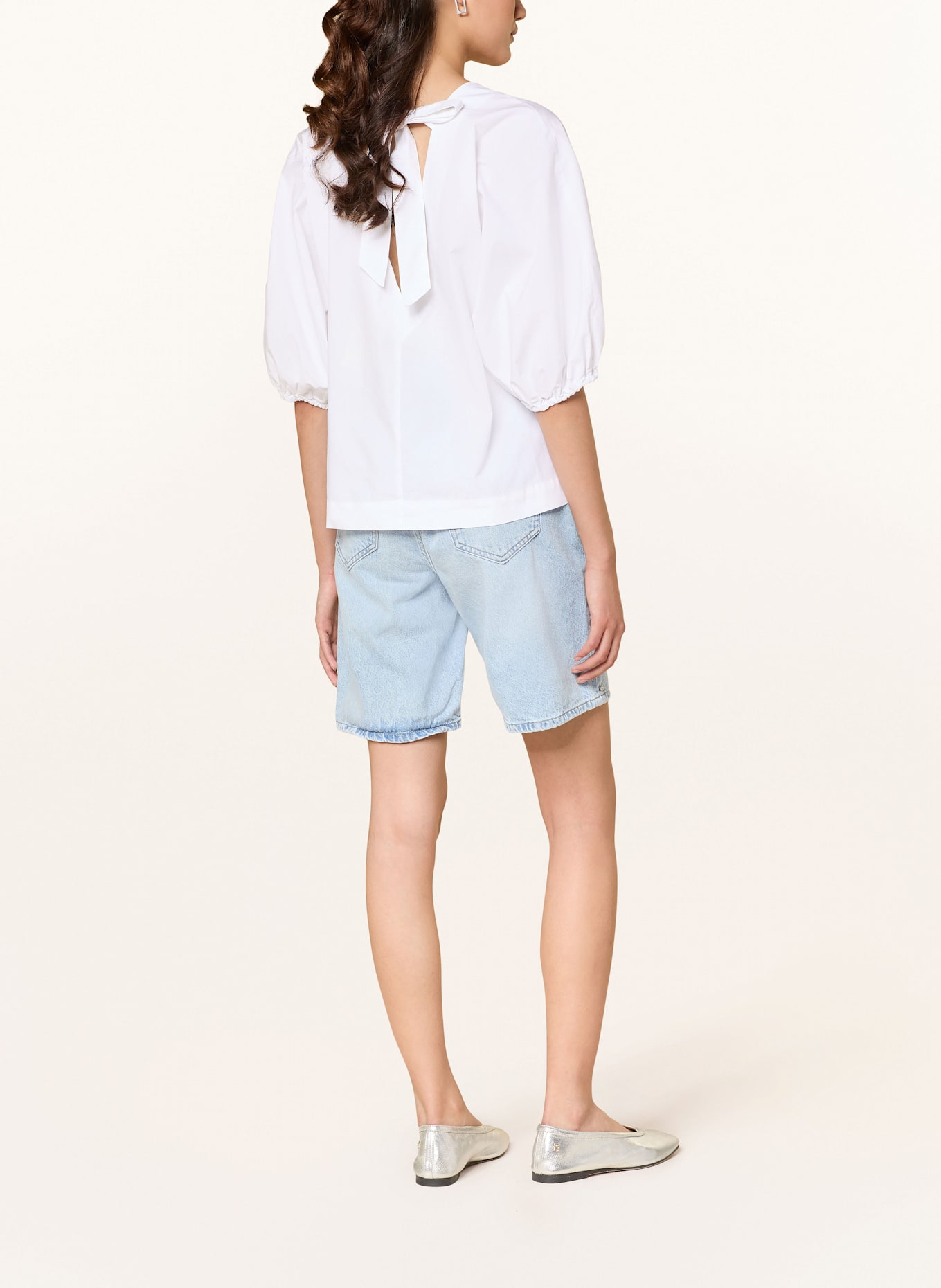 ONLY Shorts mit Schmucksteinen: LIGHT BLUE DENIM