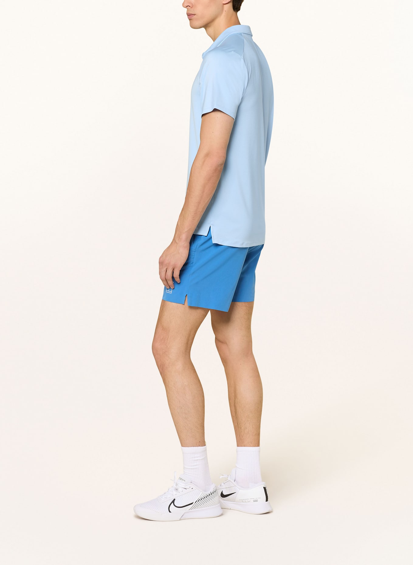 Nike Pantaloni scurți de tenis COURT ADVANTAGE: ALBASTRU NEON