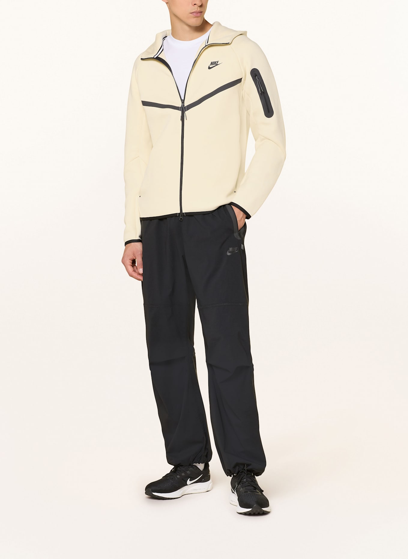 Nike Hoodie TECH FLEECE: HELLGELB